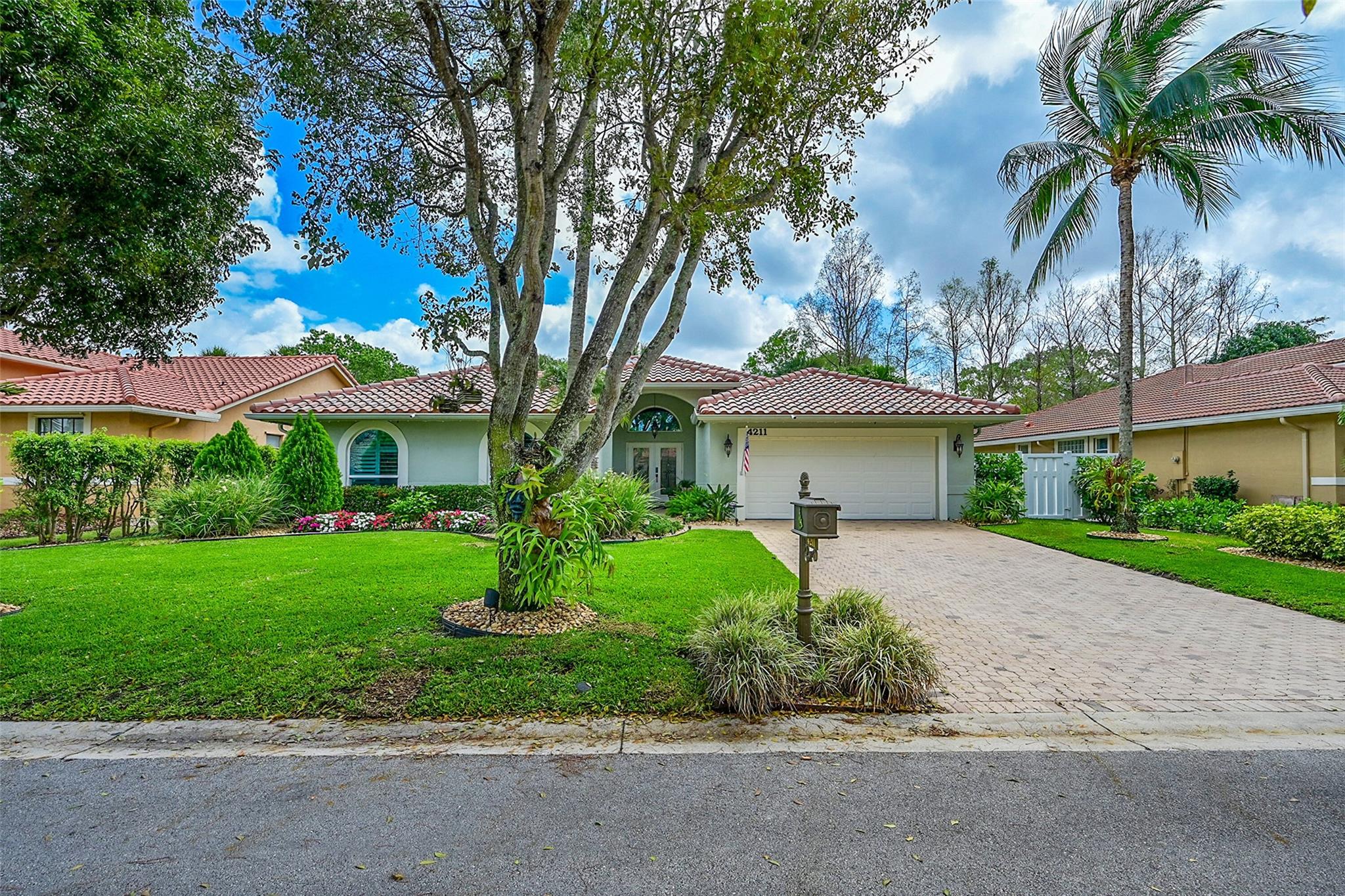4211 NW 67th Ter