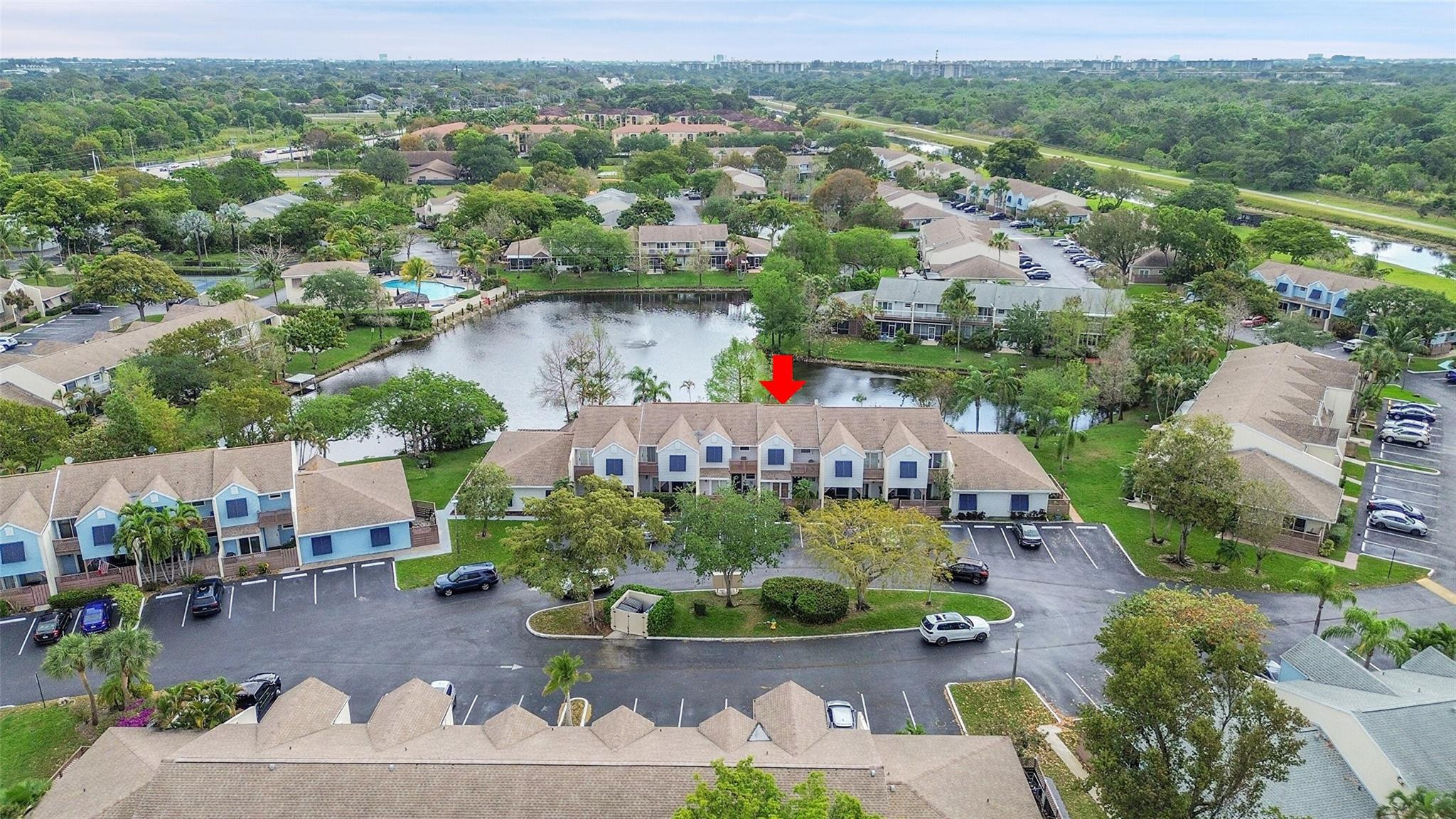 256 W Hemingway Cir
