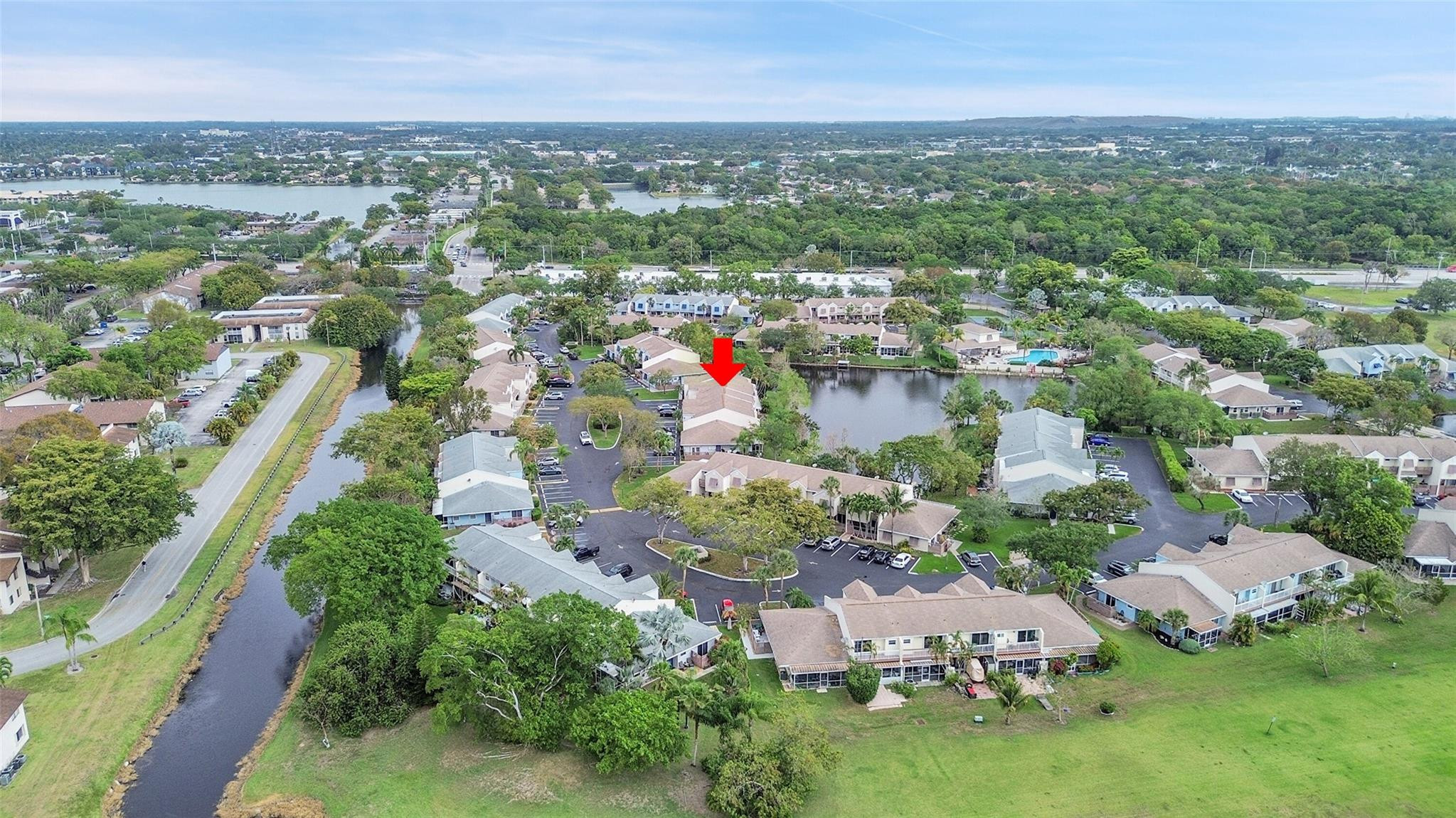256 W Hemingway Cir