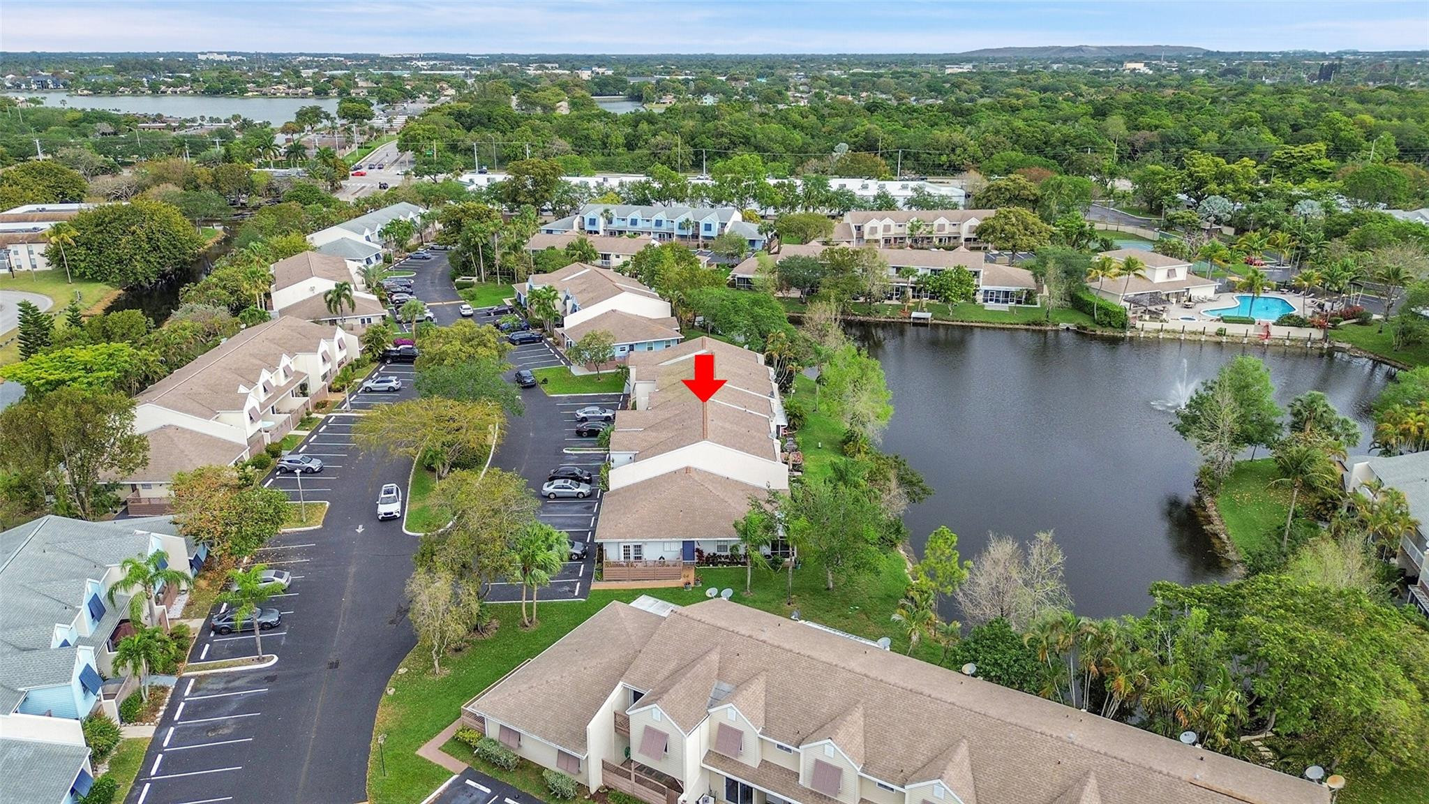 256 W Hemingway Cir