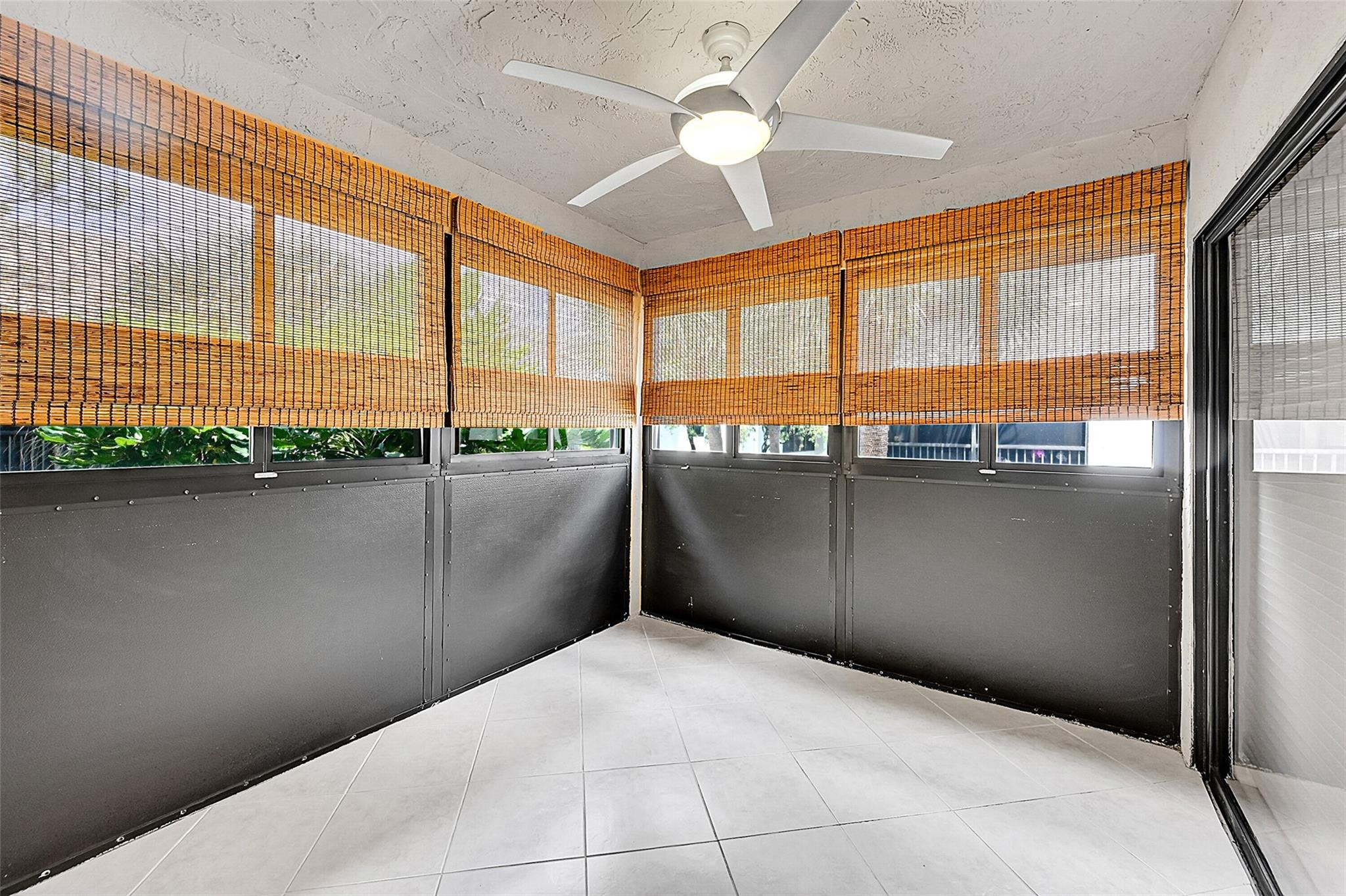 7525 NW 61st Ter 7525