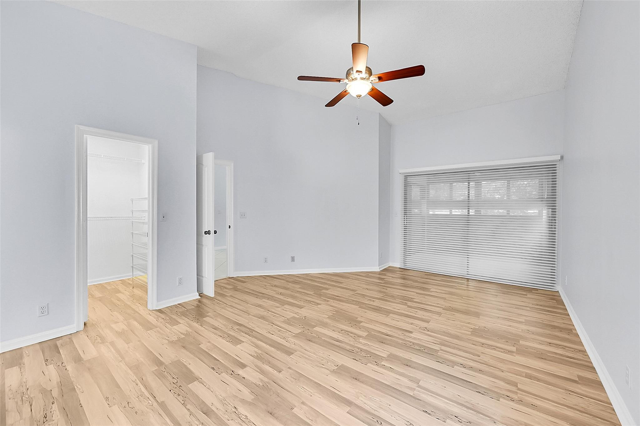 7525 NW 61st Ter 7525