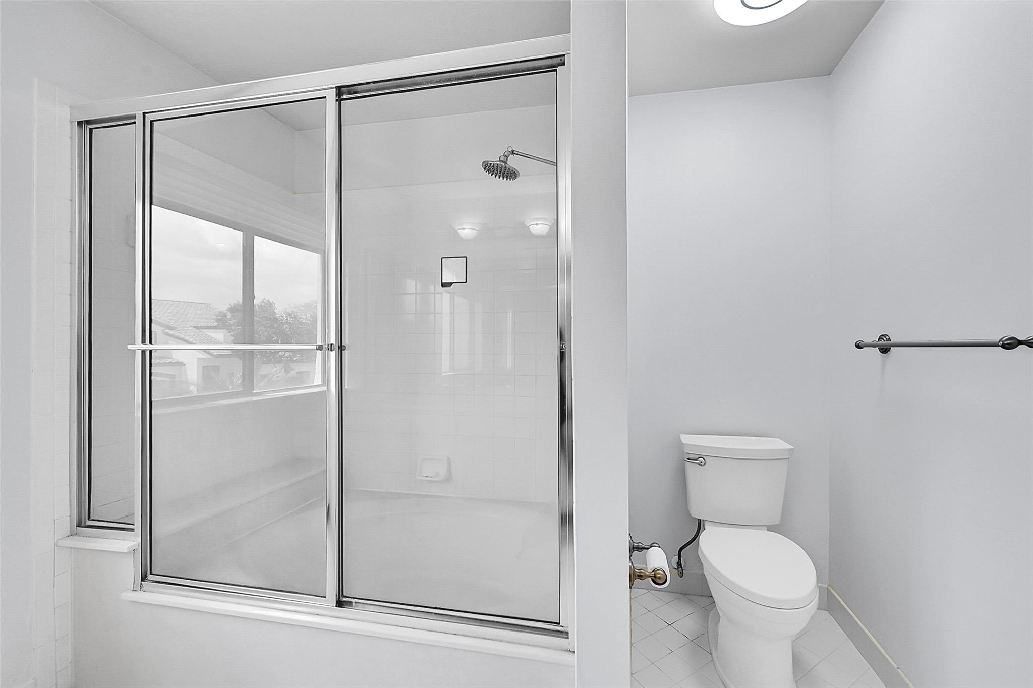 7525 NW 61st Ter 7525