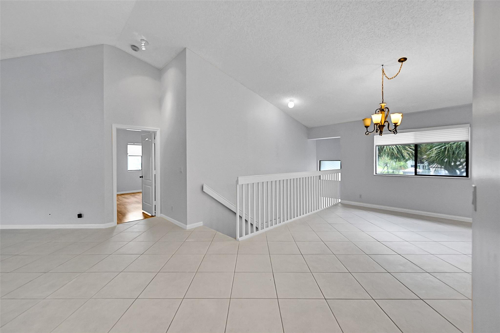 7525 NW 61st Ter 7525