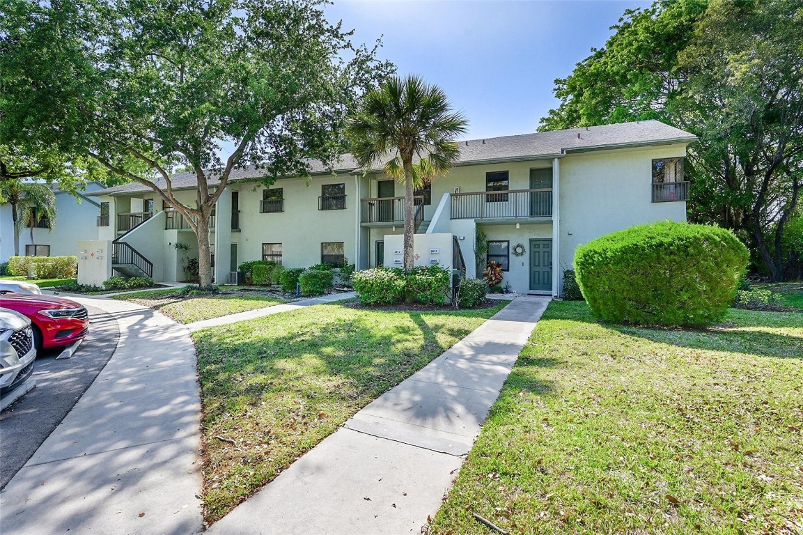 3860 N Carambola Cir 2957