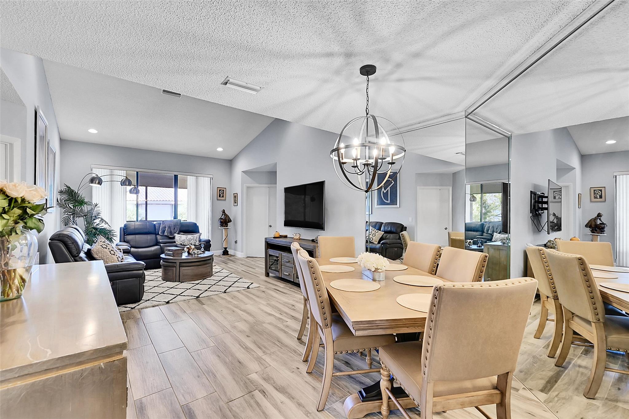 4161 Coral Tree Cir 365