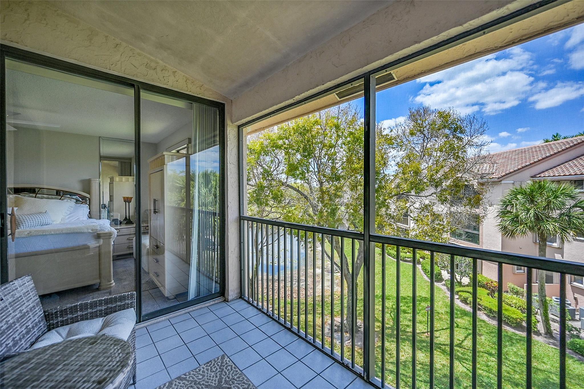 4161 Coral Tree Cir 365