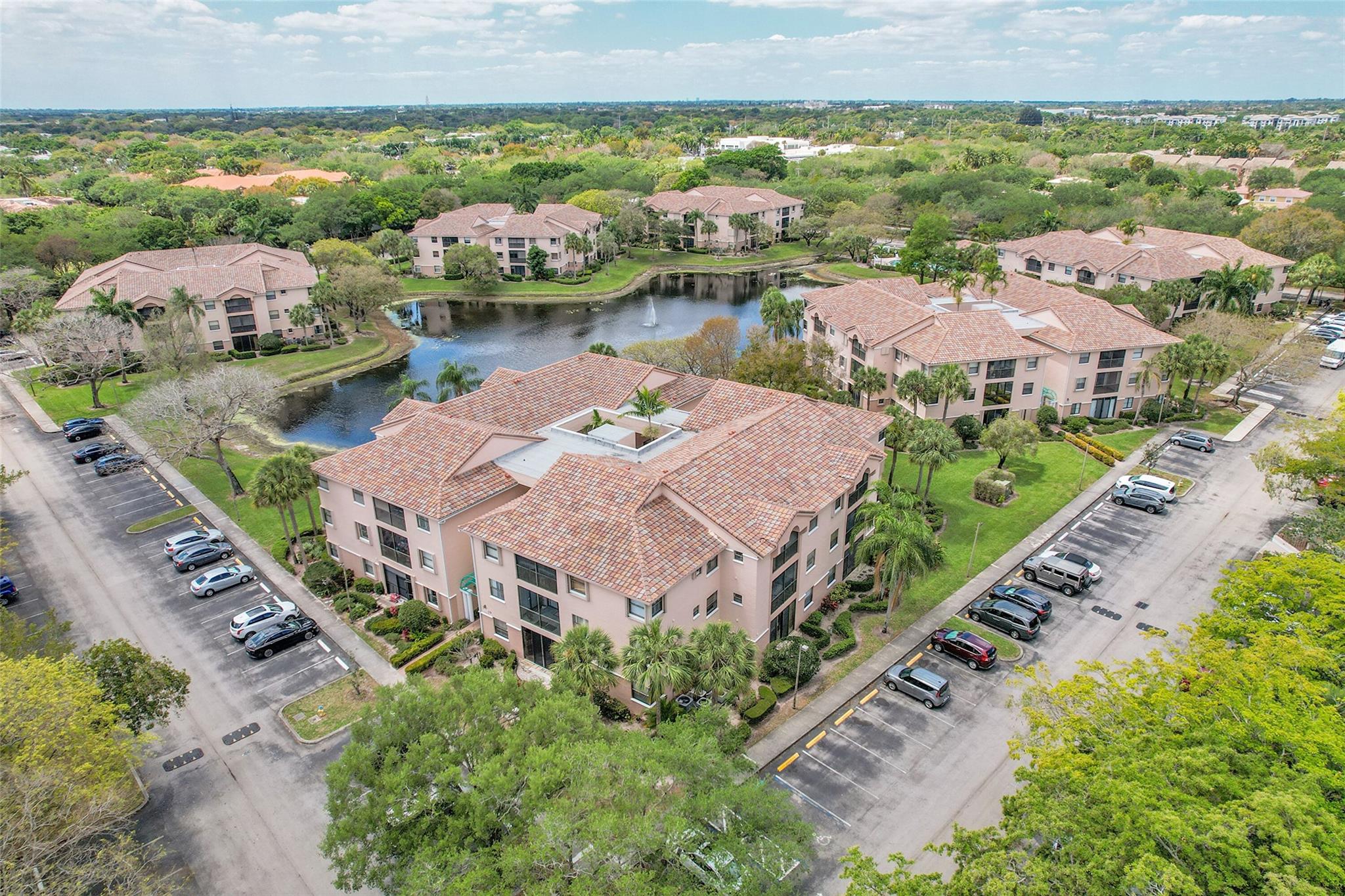 4161 Coral Tree Cir 365