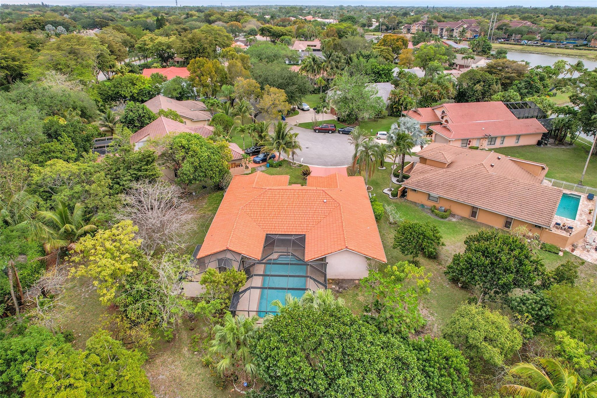 8899 NW 47th Dr