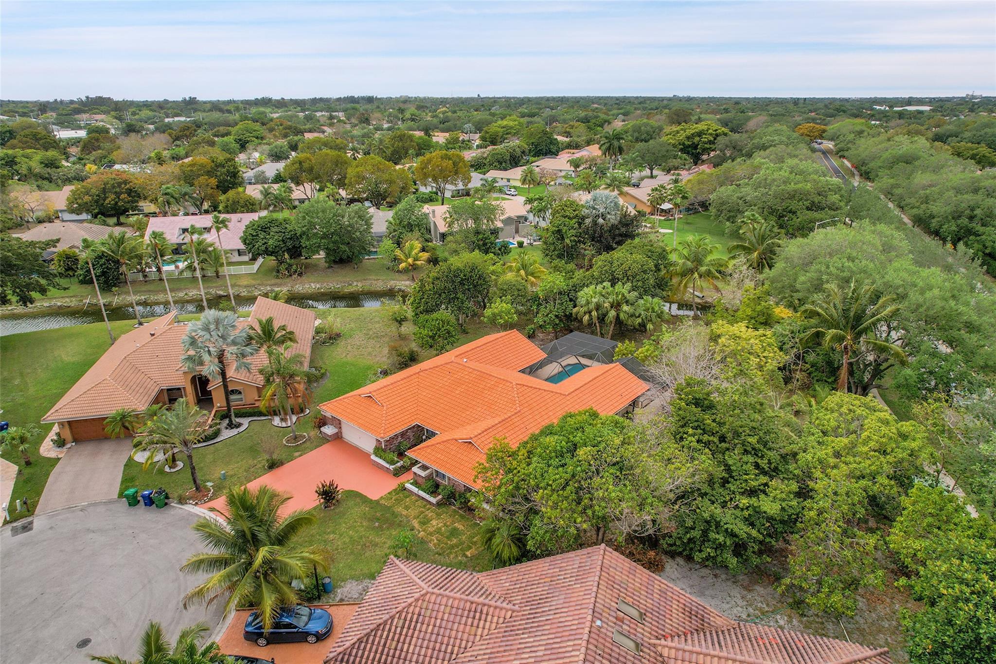 8899 NW 47th Dr