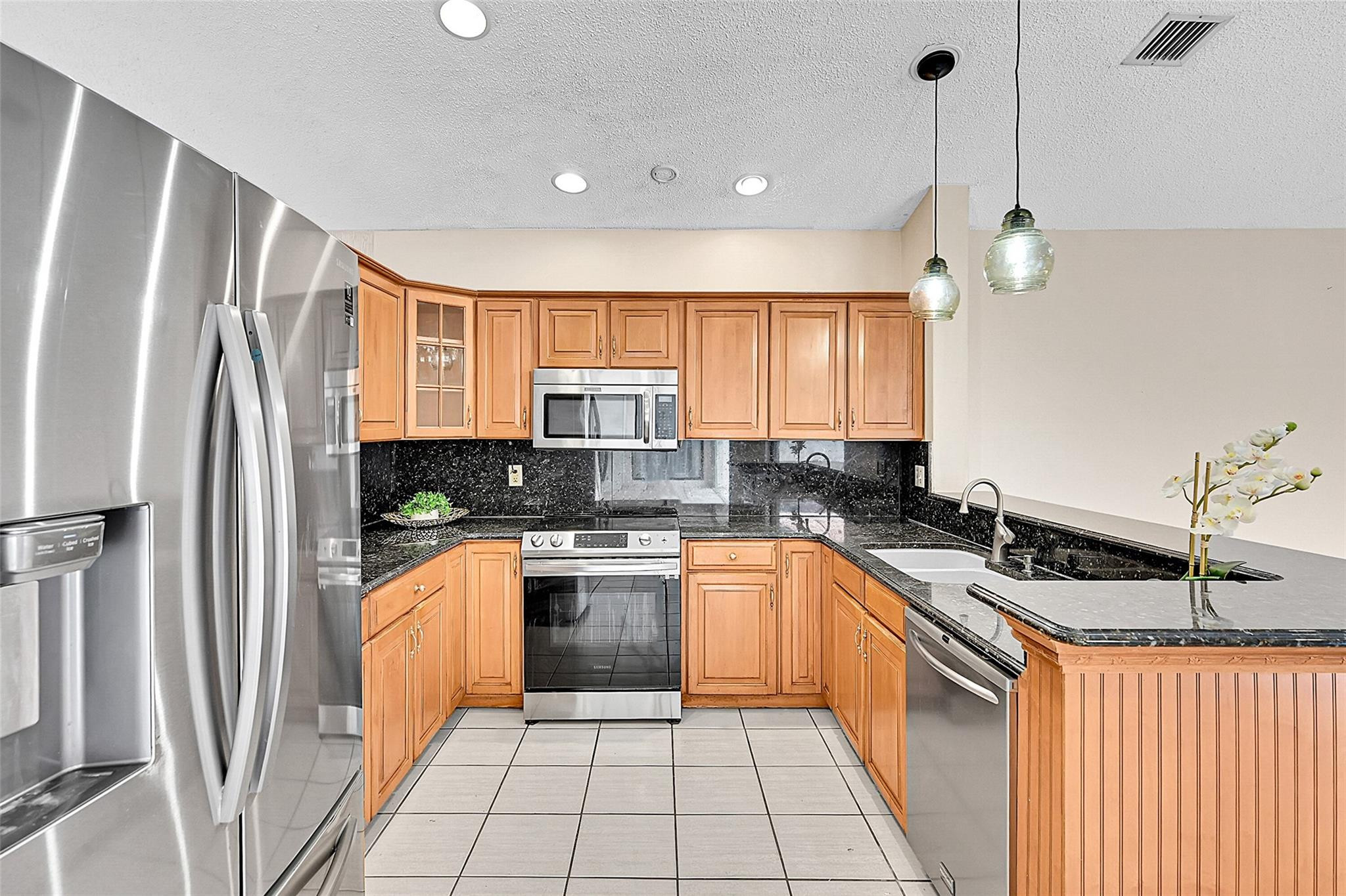 8899 NW 47th Dr