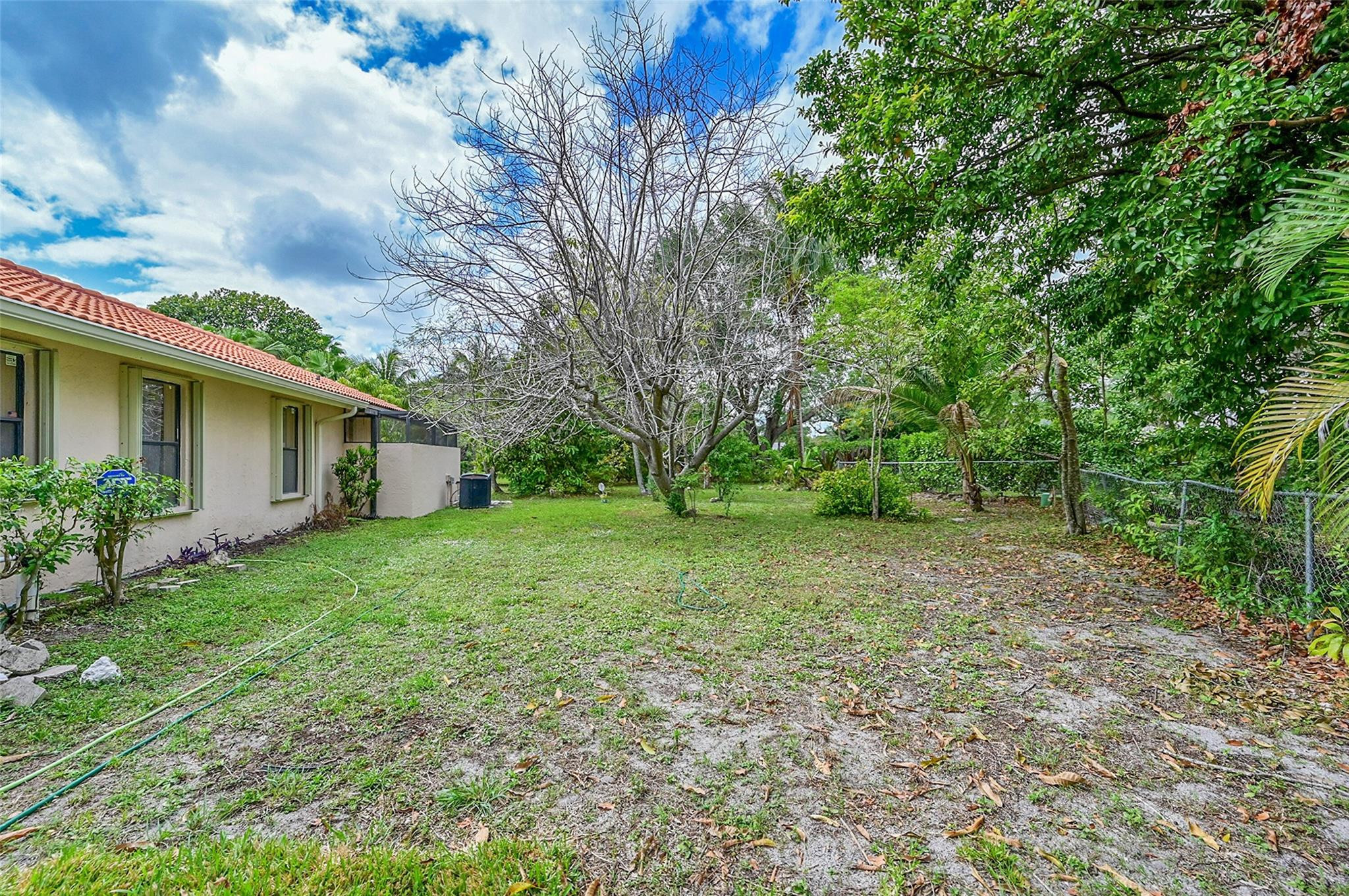 8899 NW 47th Dr