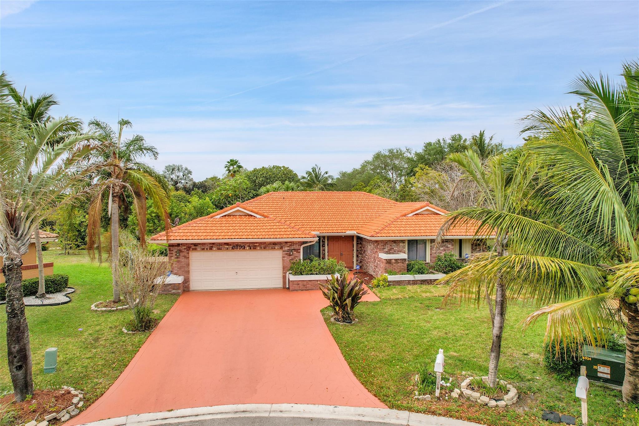 8899 NW 47th Dr