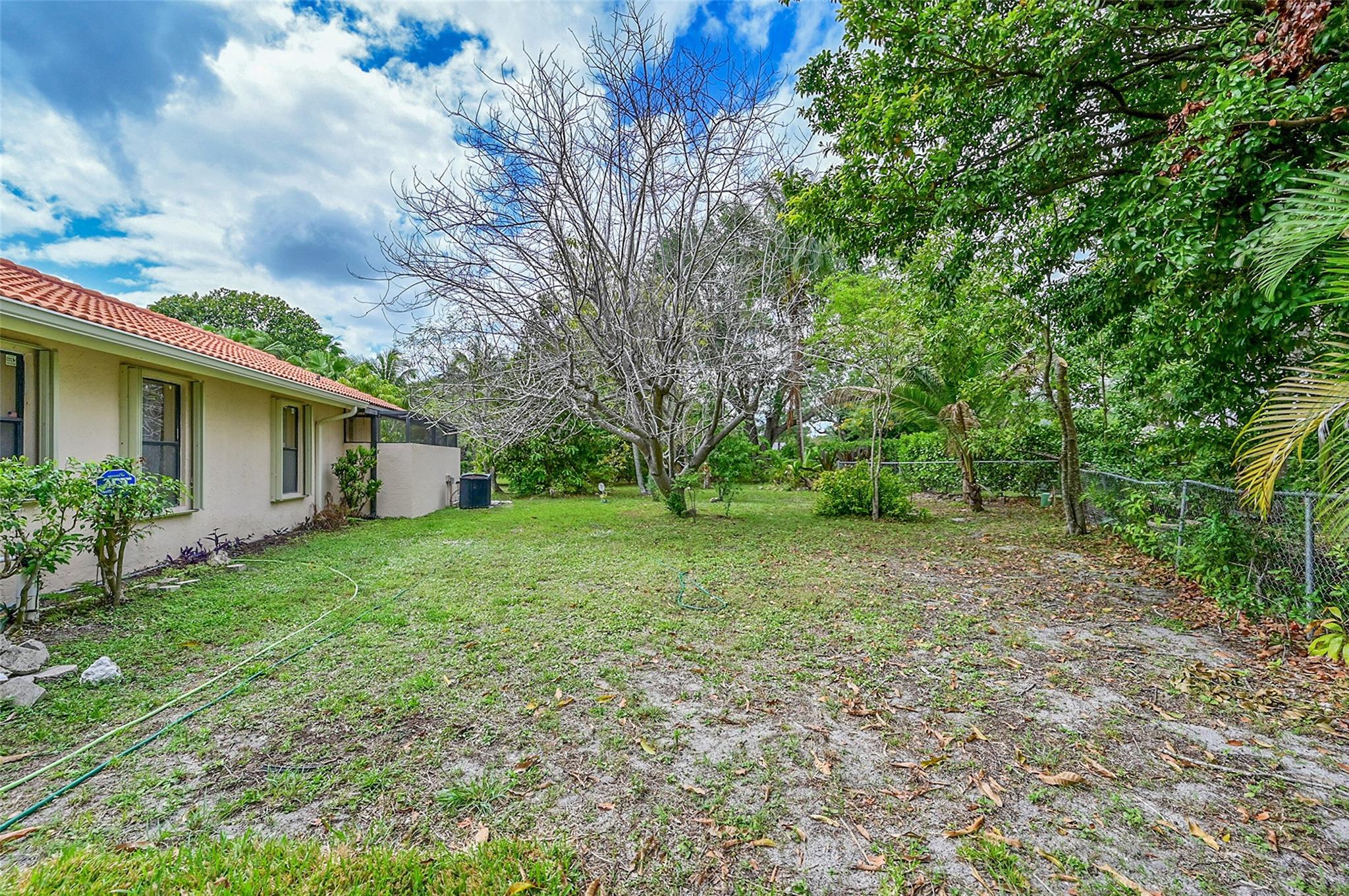 8899 NW 47th Dr