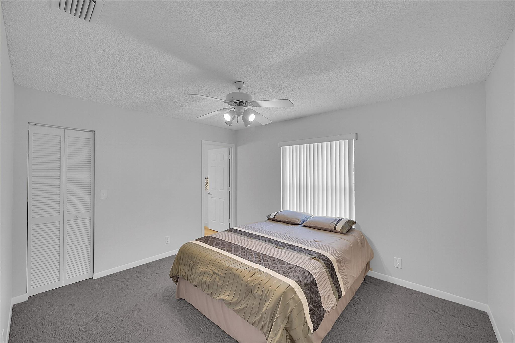 4723 NW 100th Ter