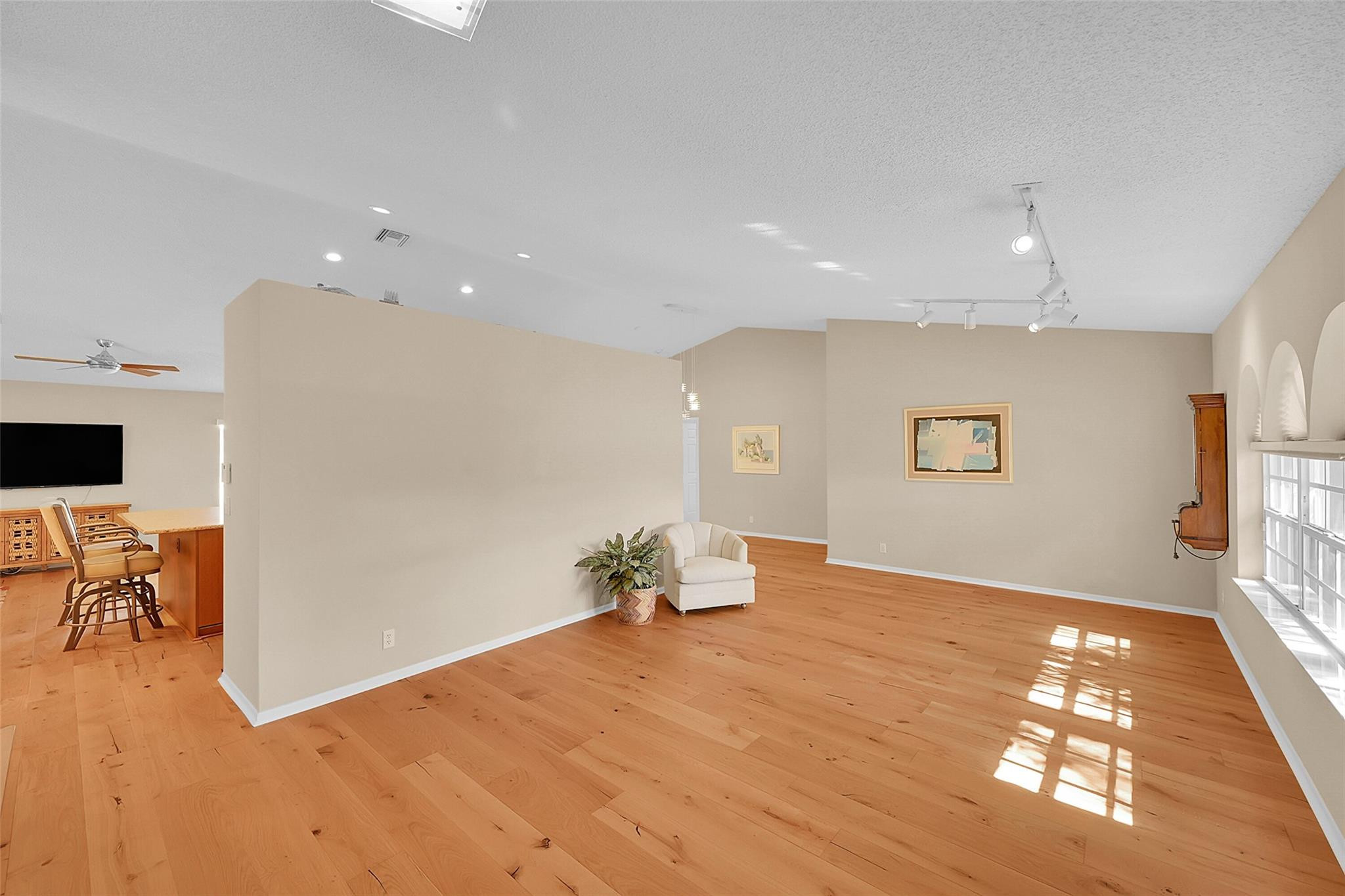 4723 NW 100th Ter