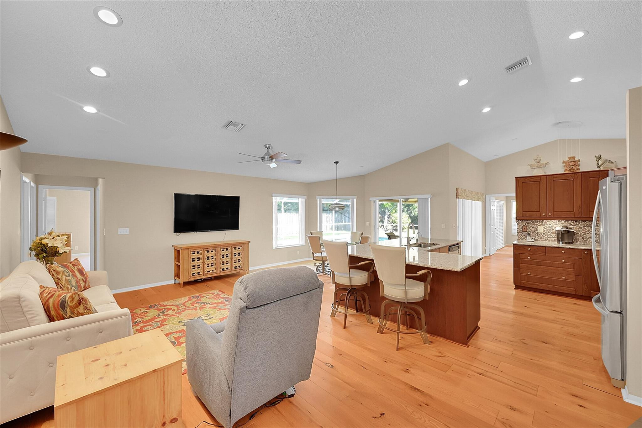 4723 NW 100th Ter