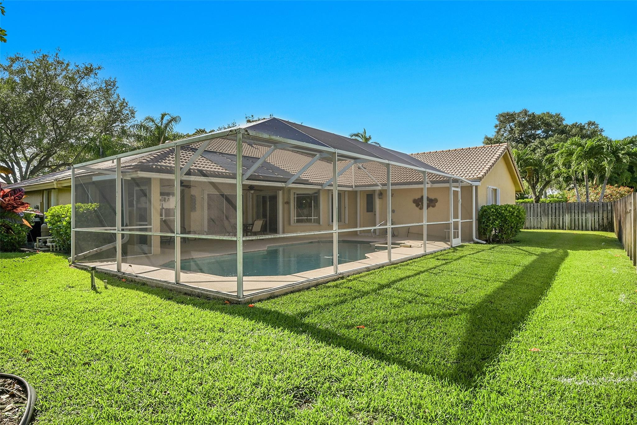 4723 NW 100th Ter