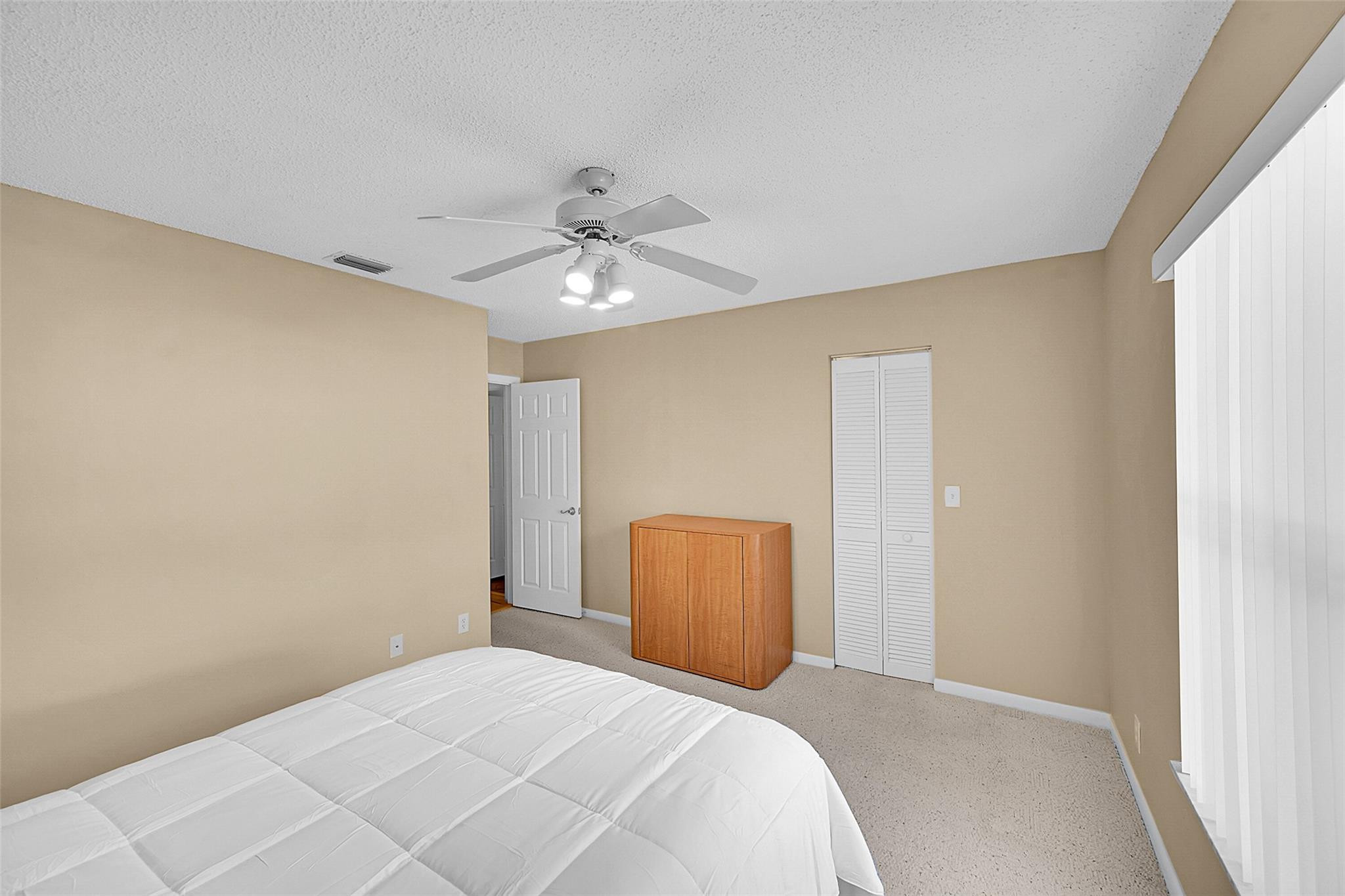 4723 NW 100th Ter