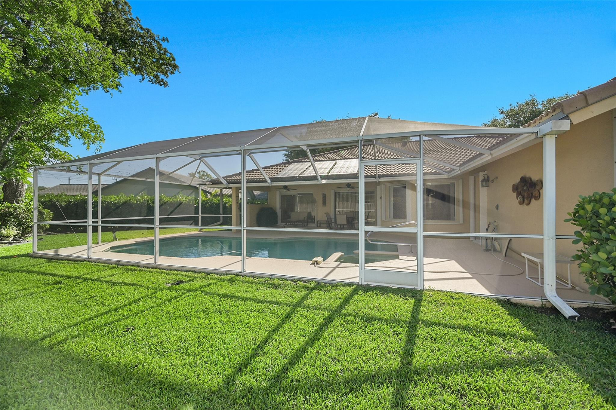 4723 NW 100th Ter