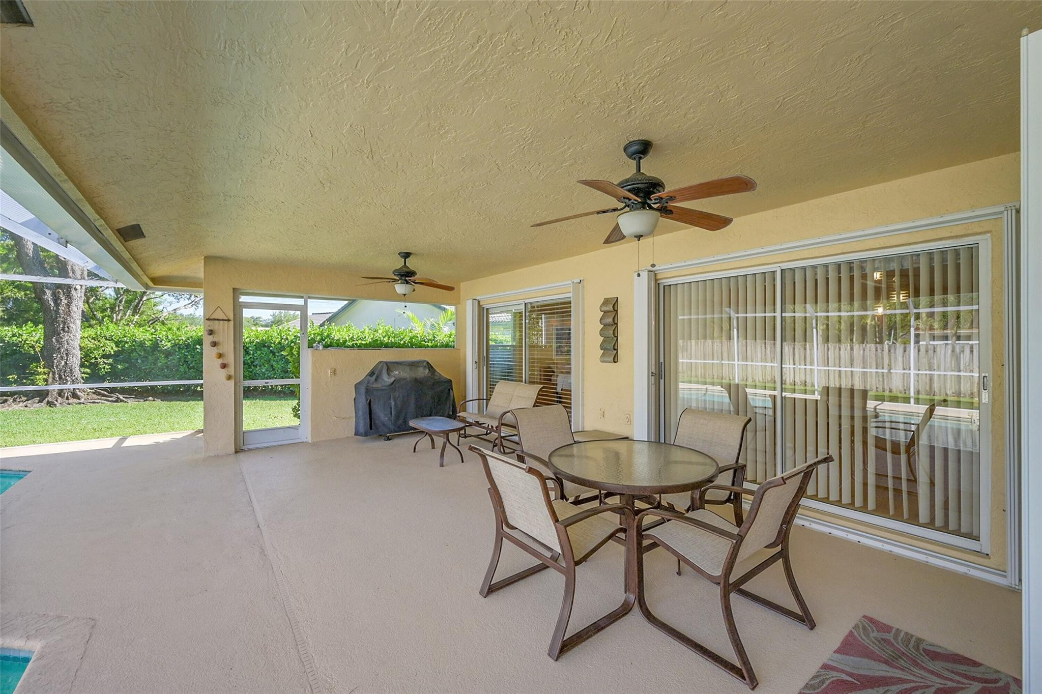 4723 NW 100th Ter