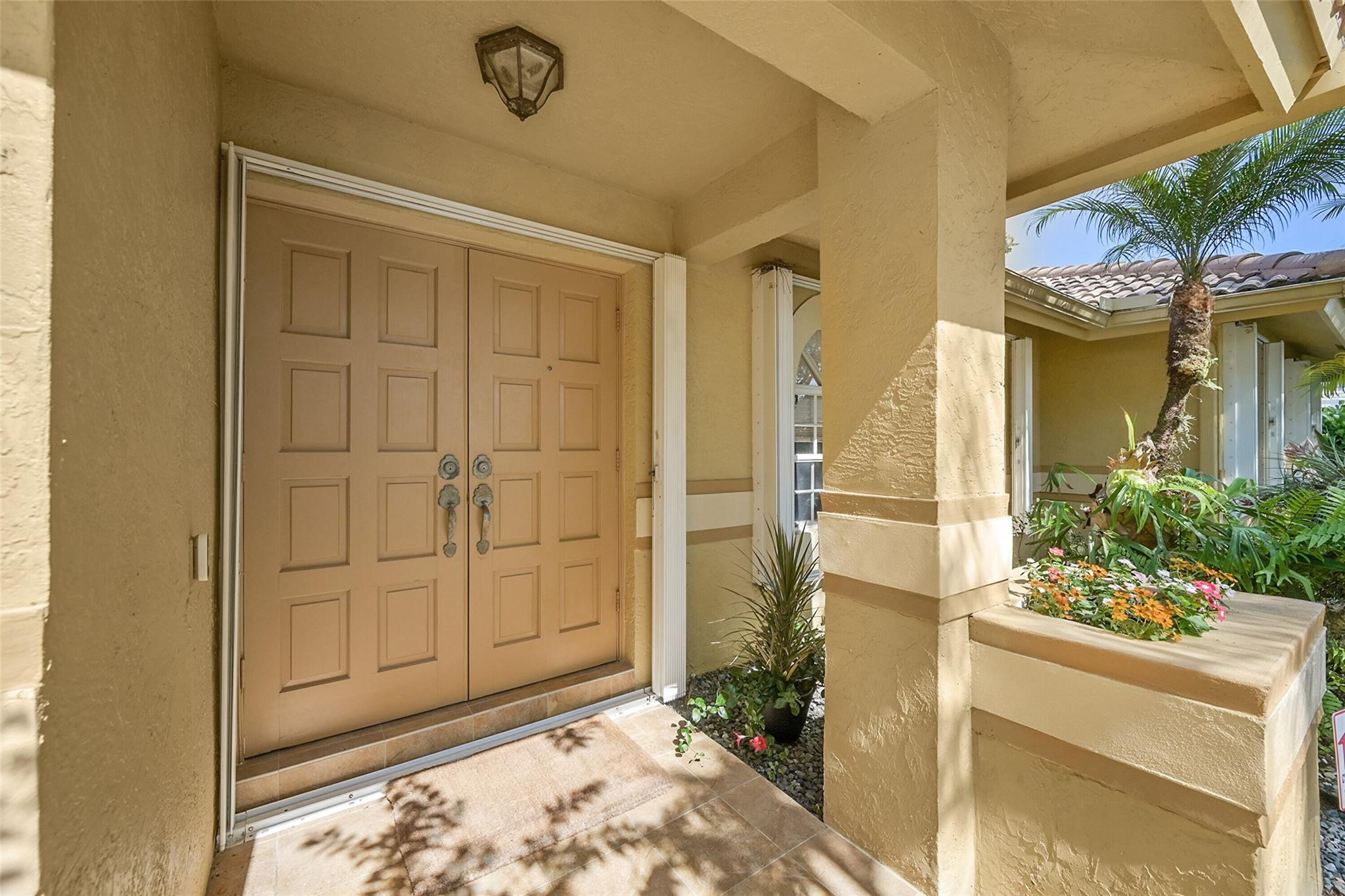 4723 NW 100th Ter