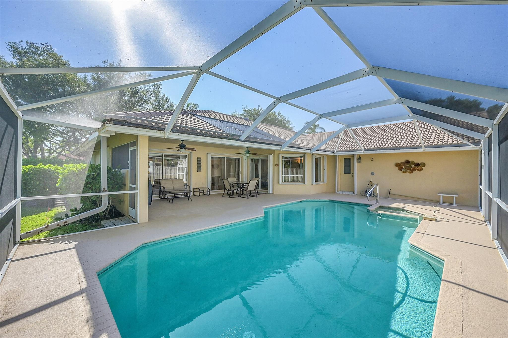 4723 NW 100th Ter