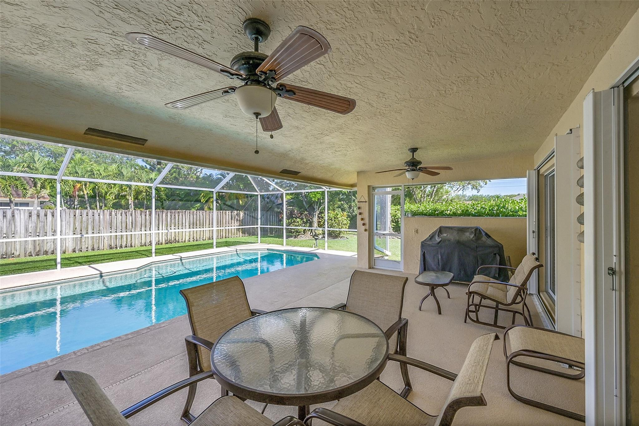 4723 NW 100th Ter