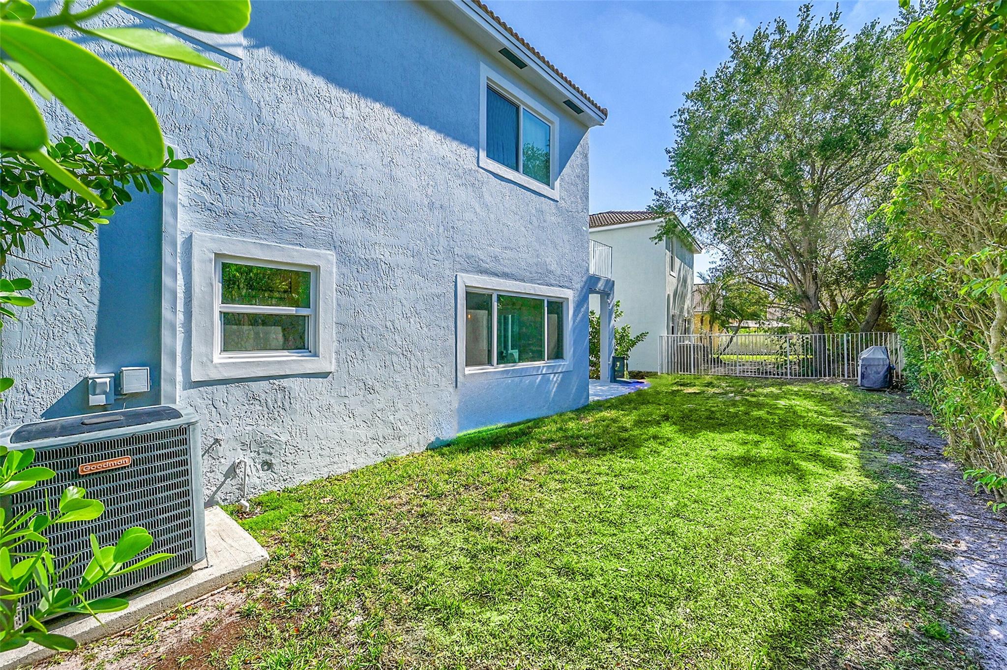 12656 NW 6th Ct