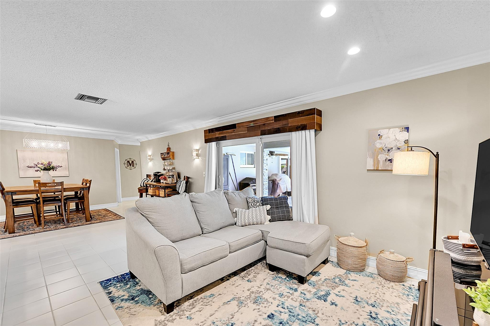 2351 NW 105th Ter