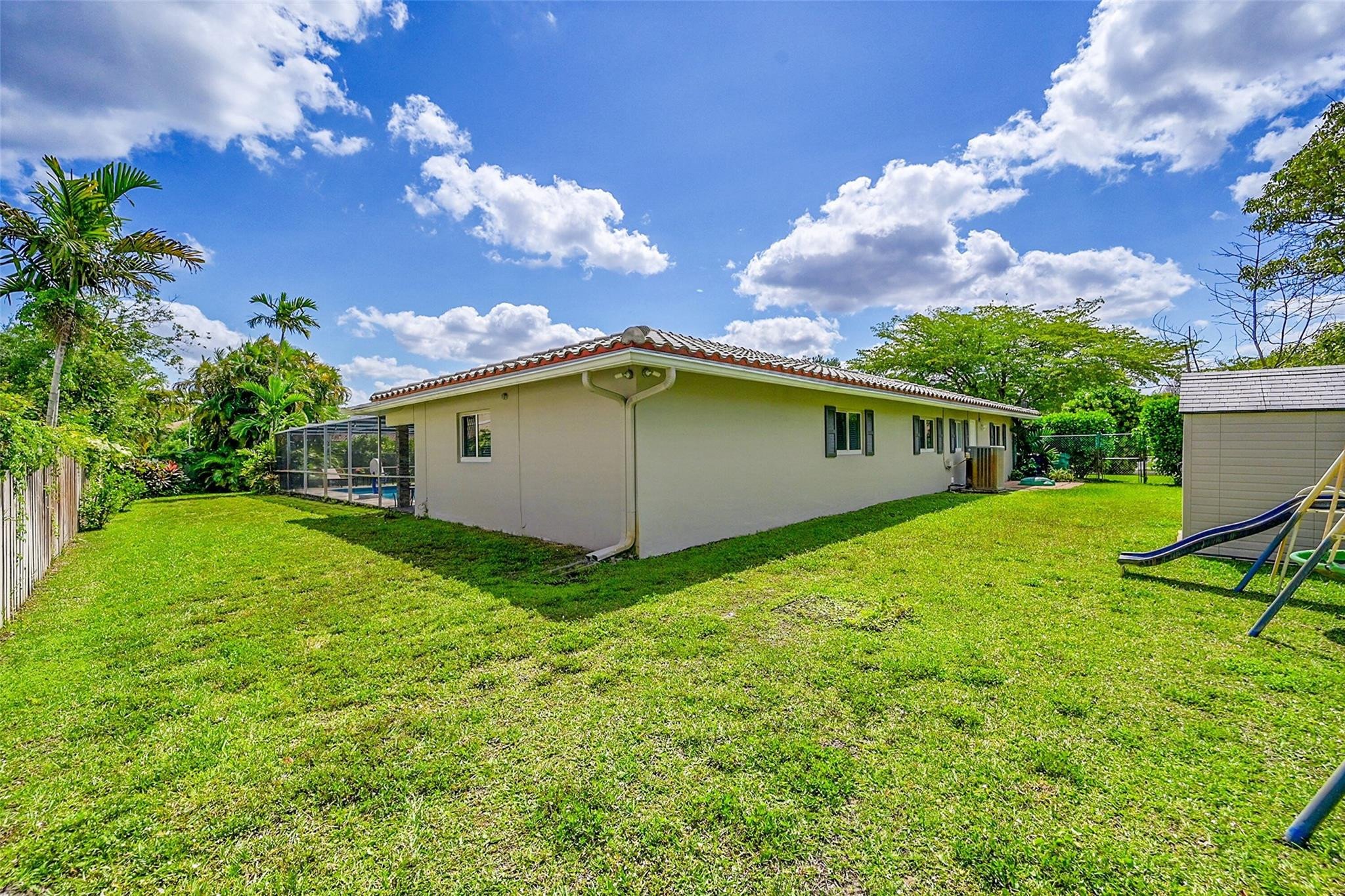 2351 NW 105th Ter