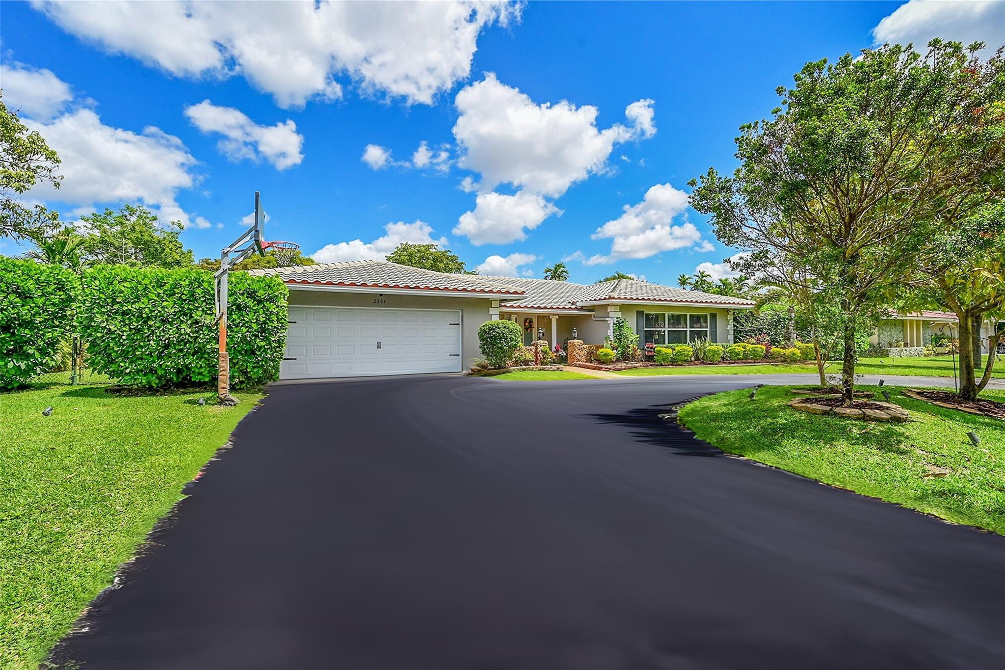 2351 NW 105th Ter