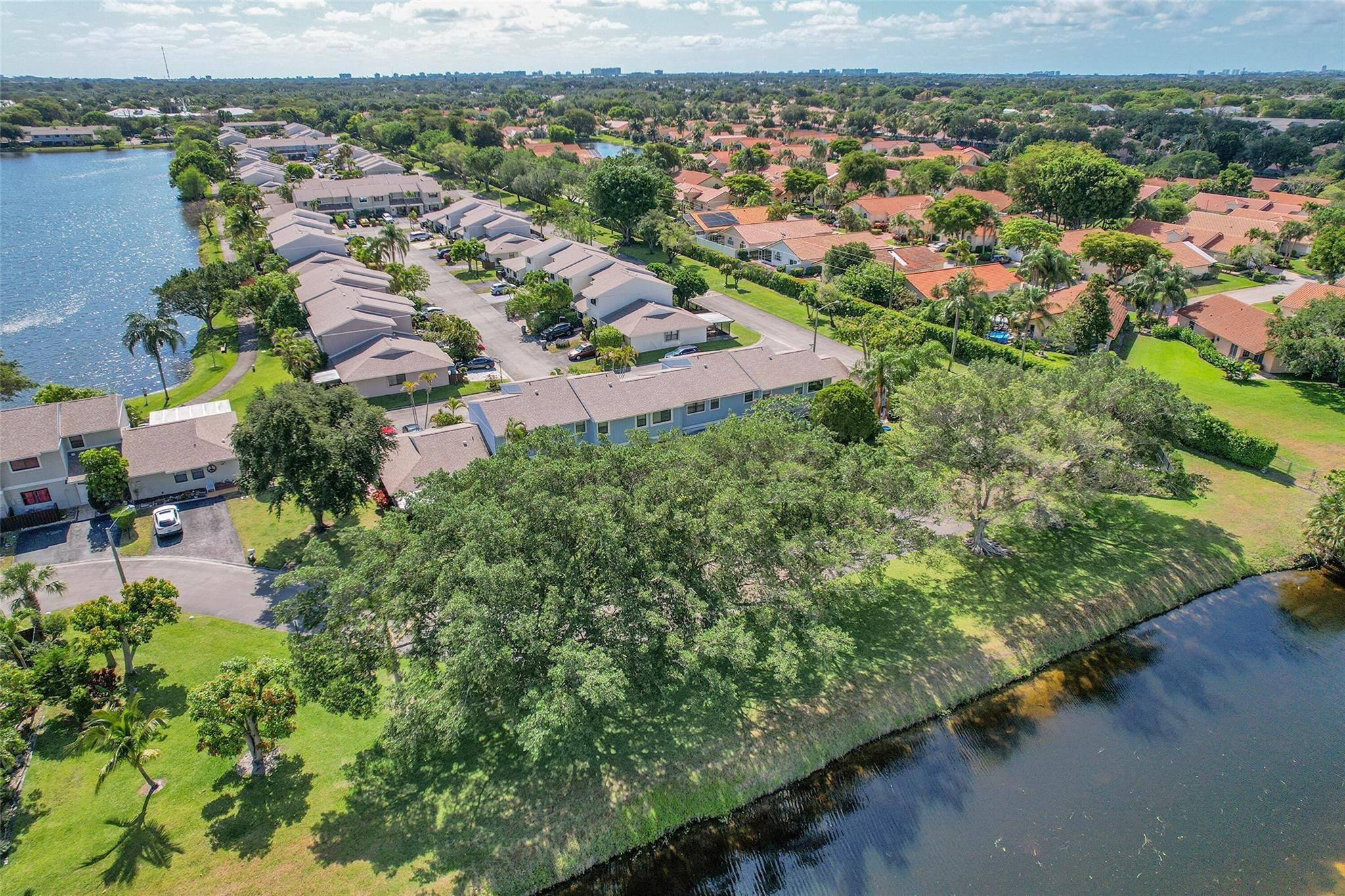 16419 Strawberry Way