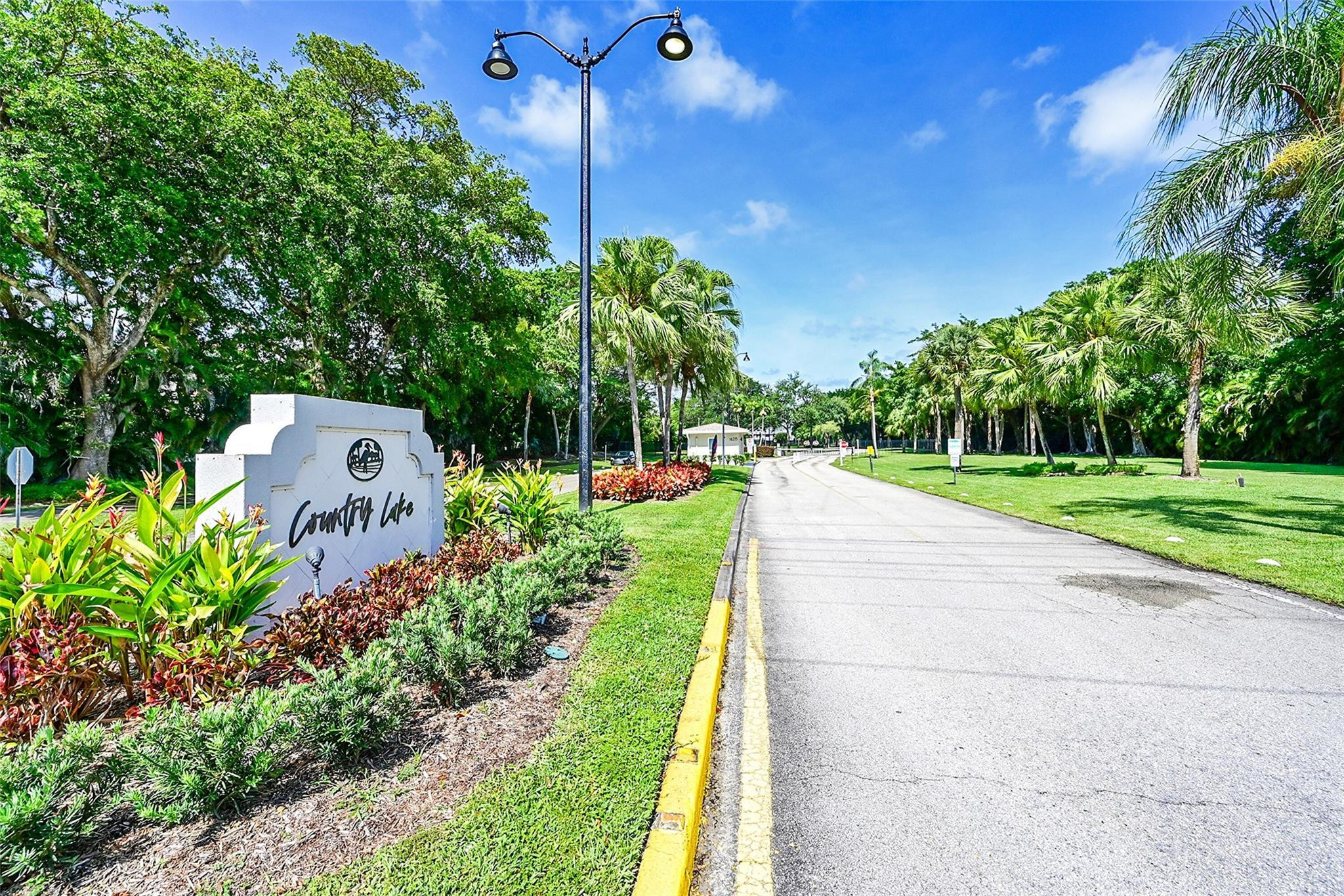 16419 Strawberry Way