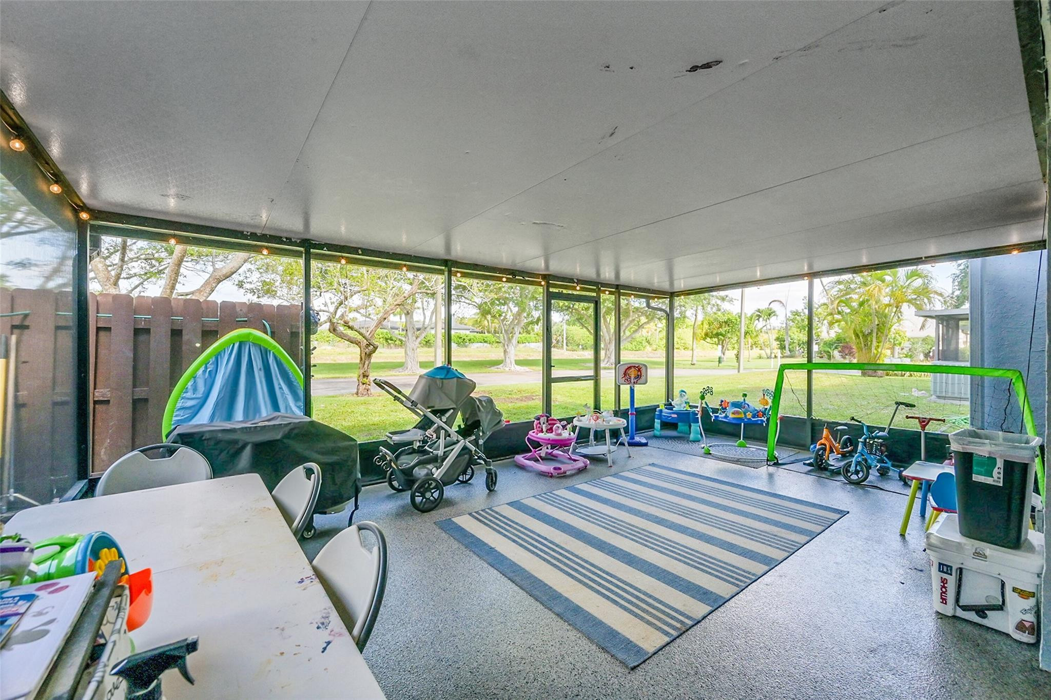 16419 Strawberry Way