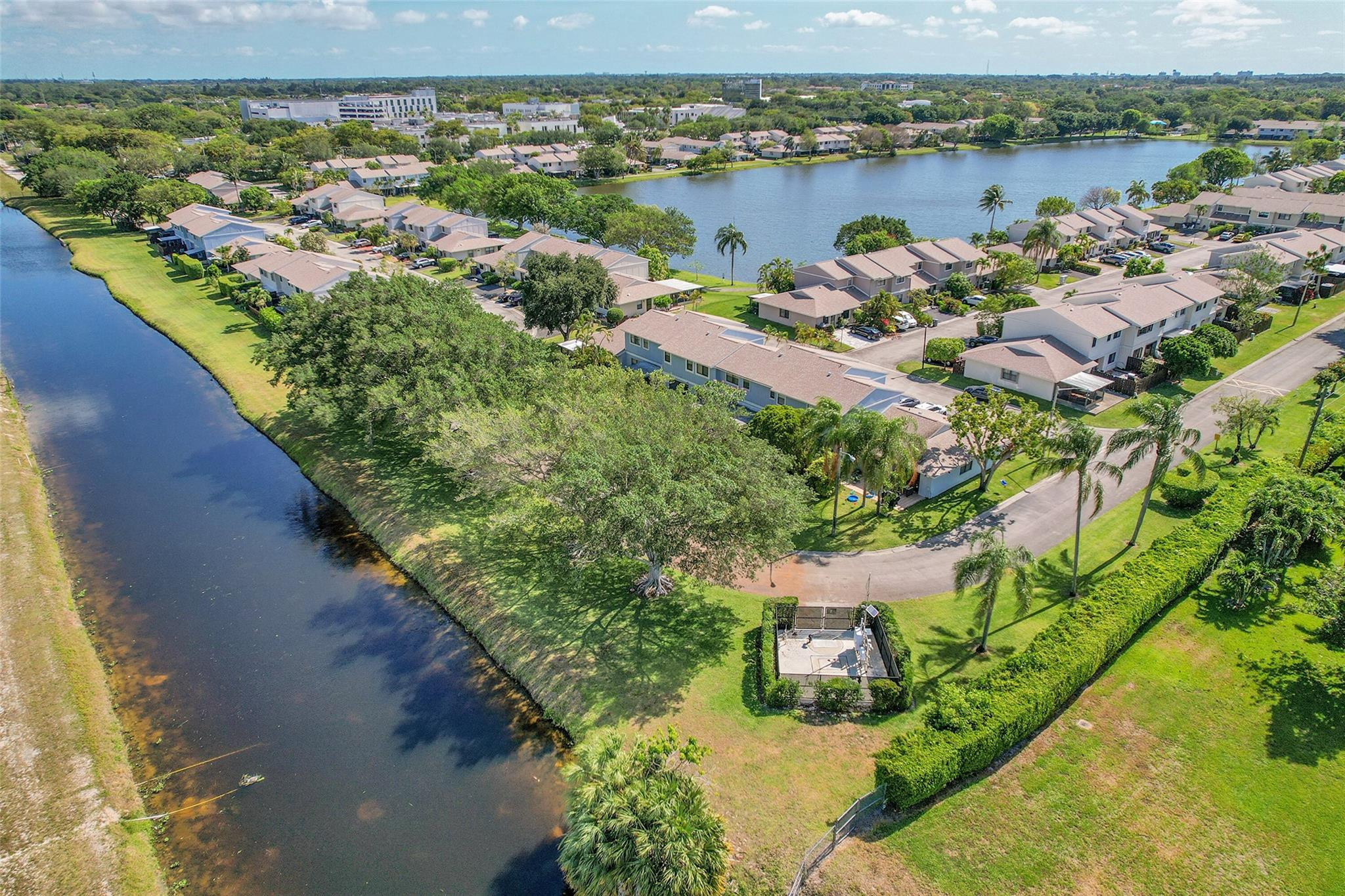 16419 Strawberry Way