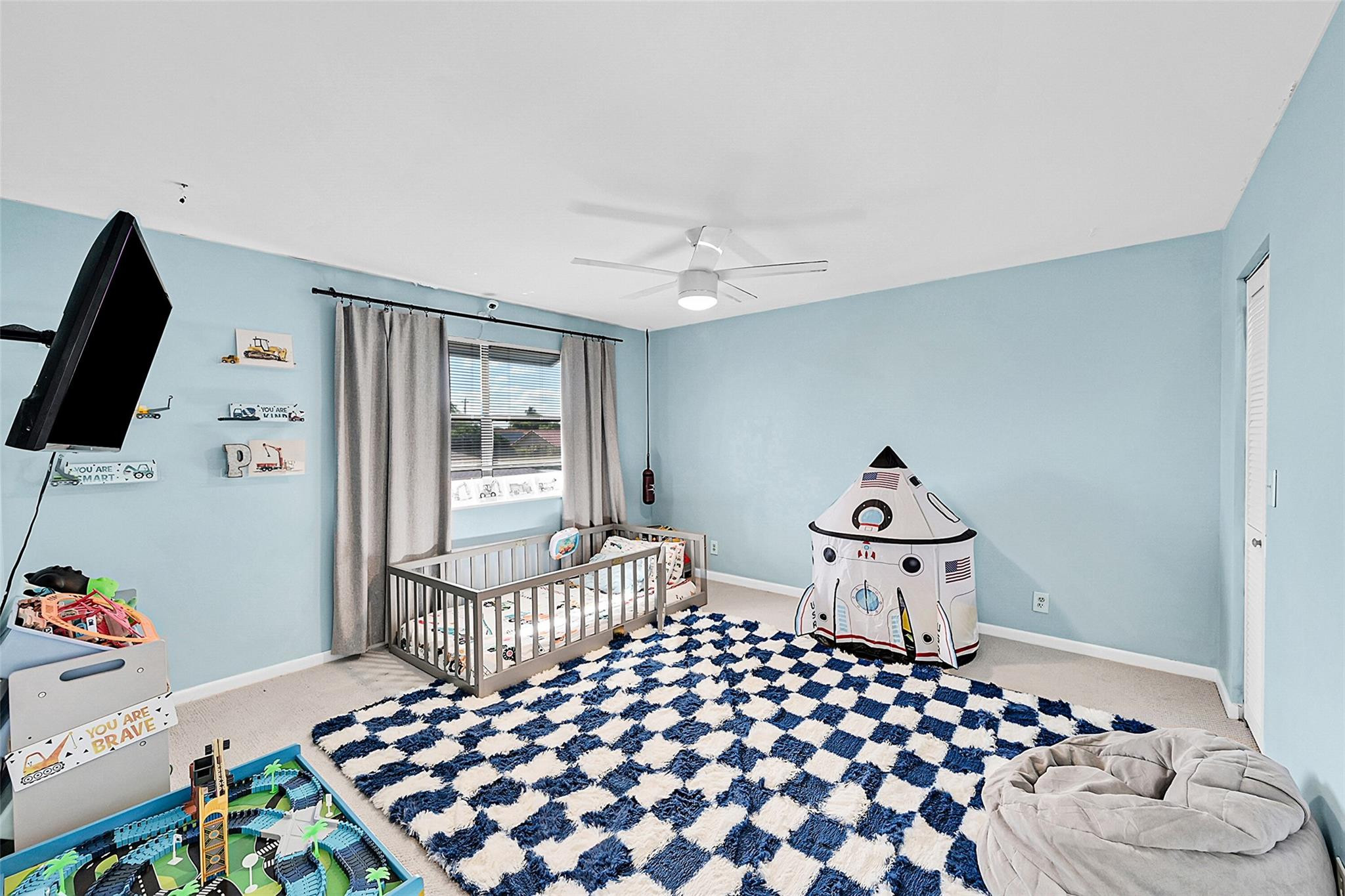 16419 Strawberry Way