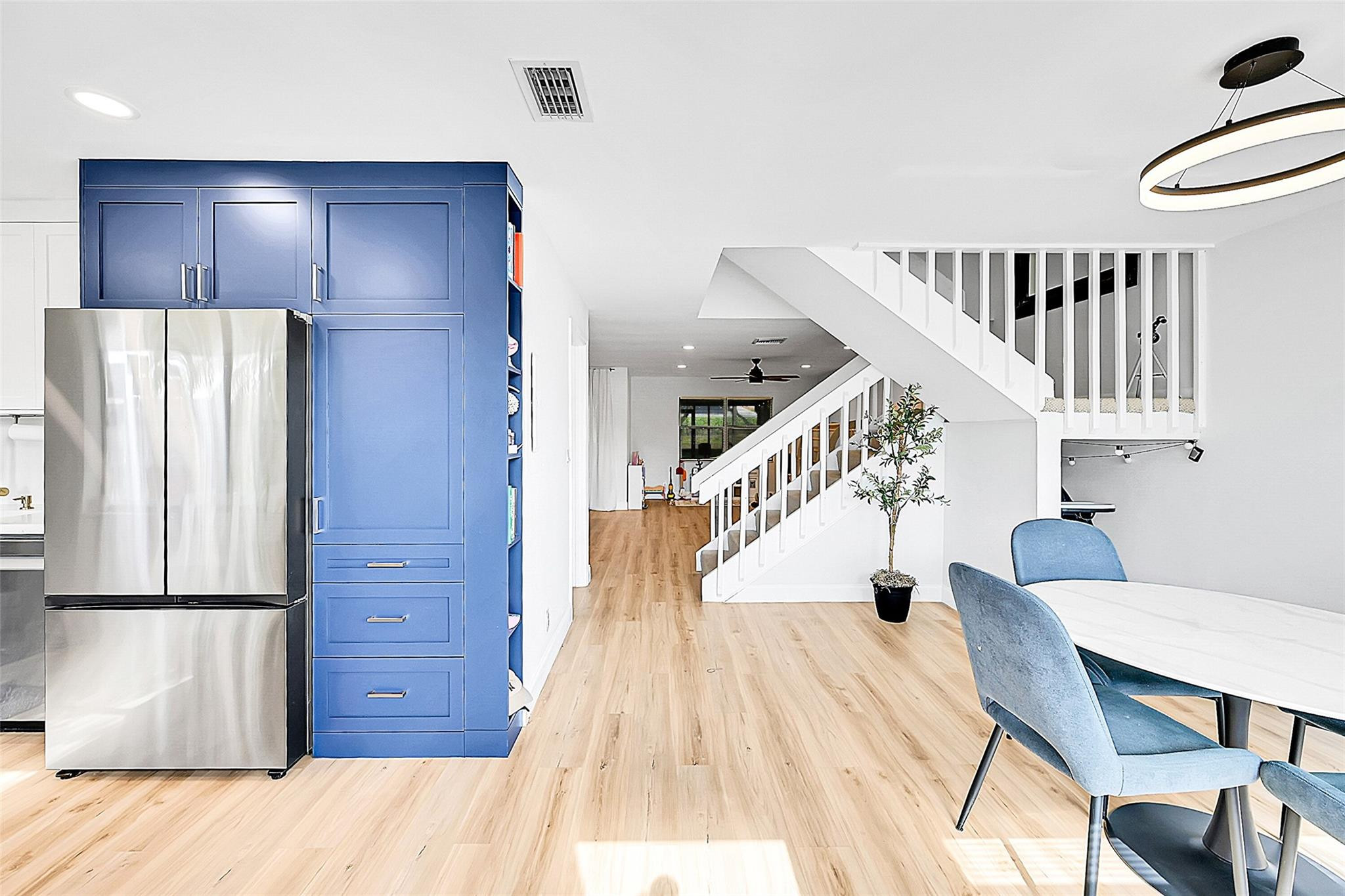 16419 Strawberry Way