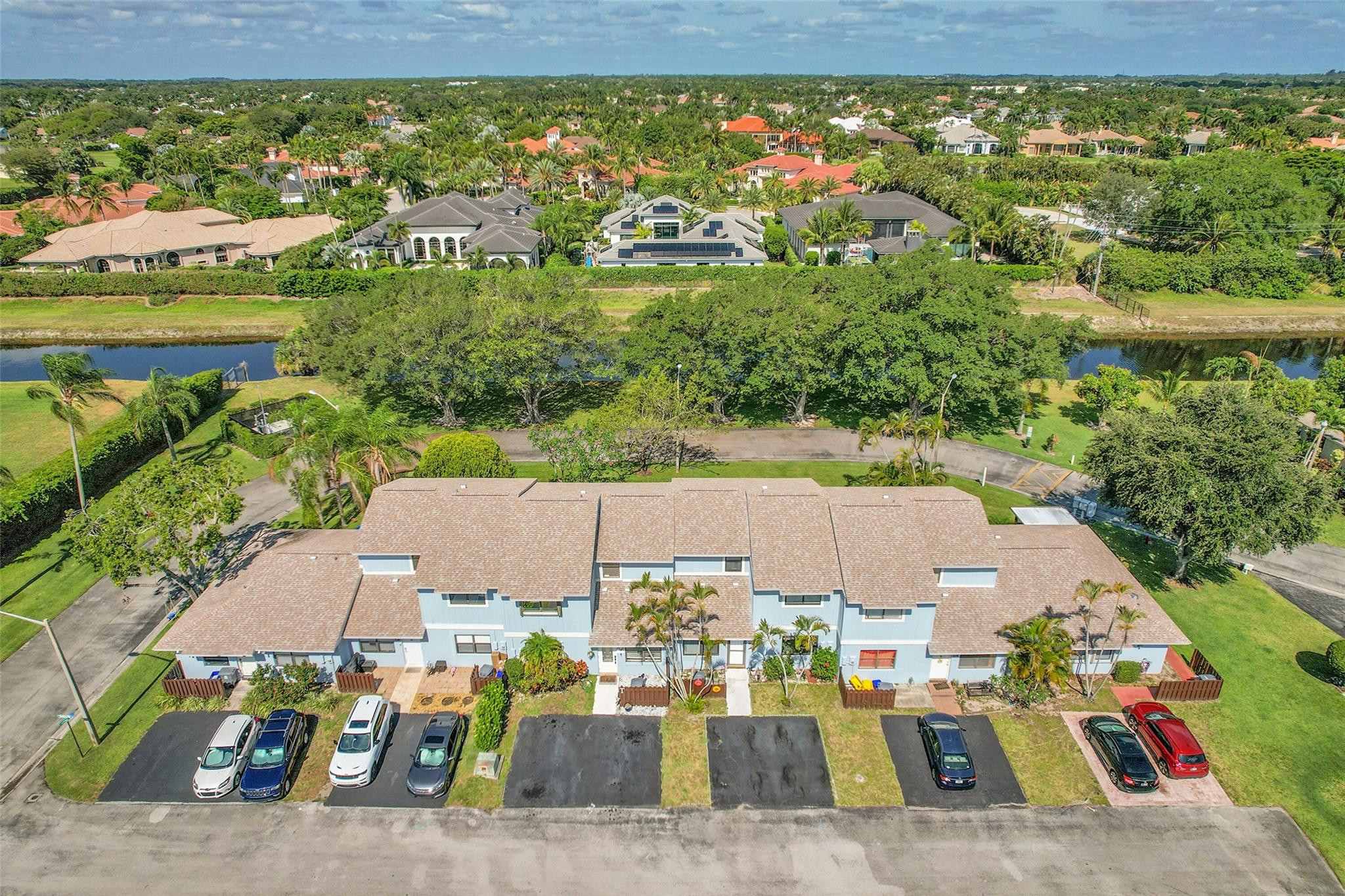 16419 Strawberry Way