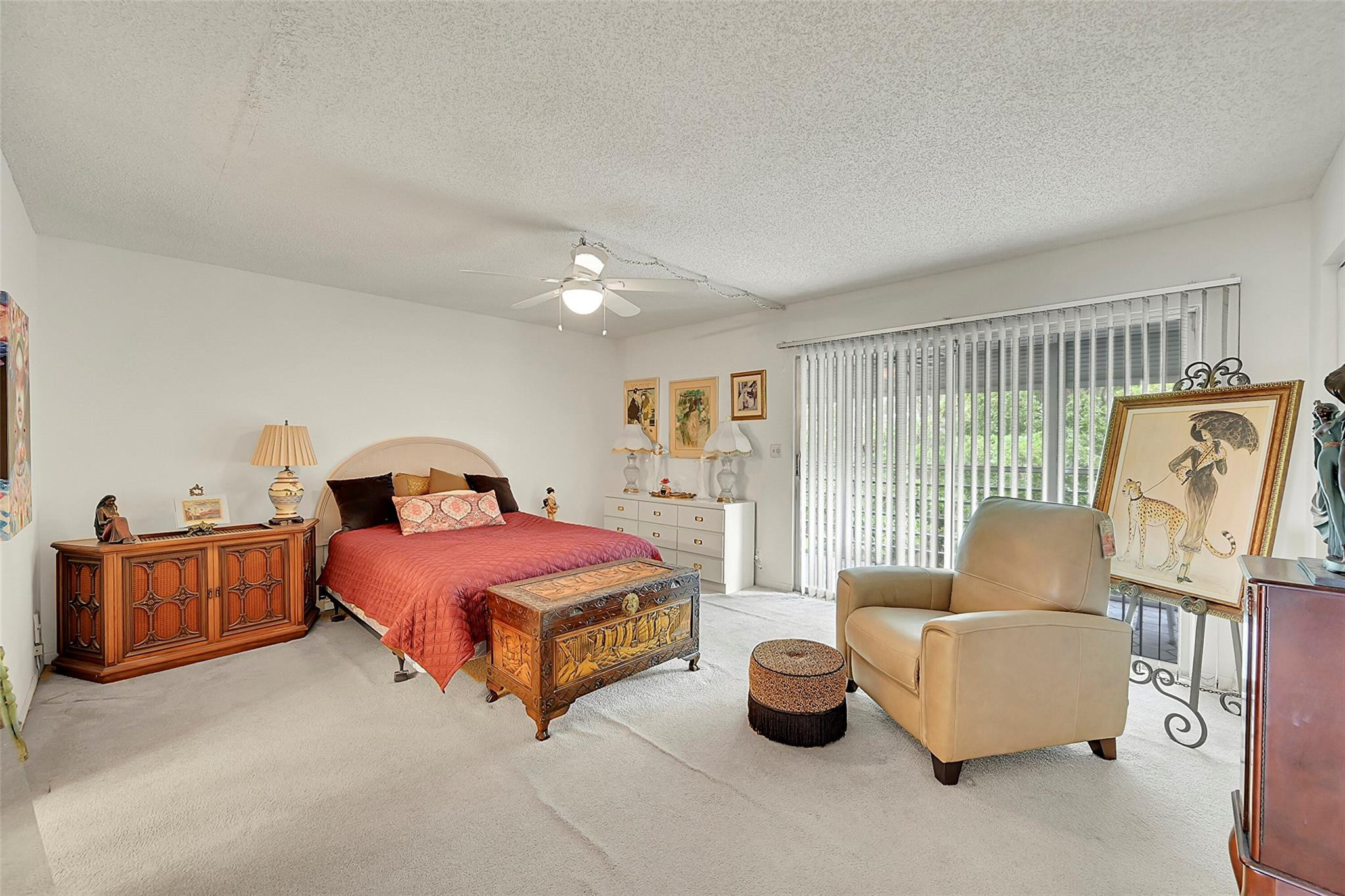 2404 Antigua Cir F4