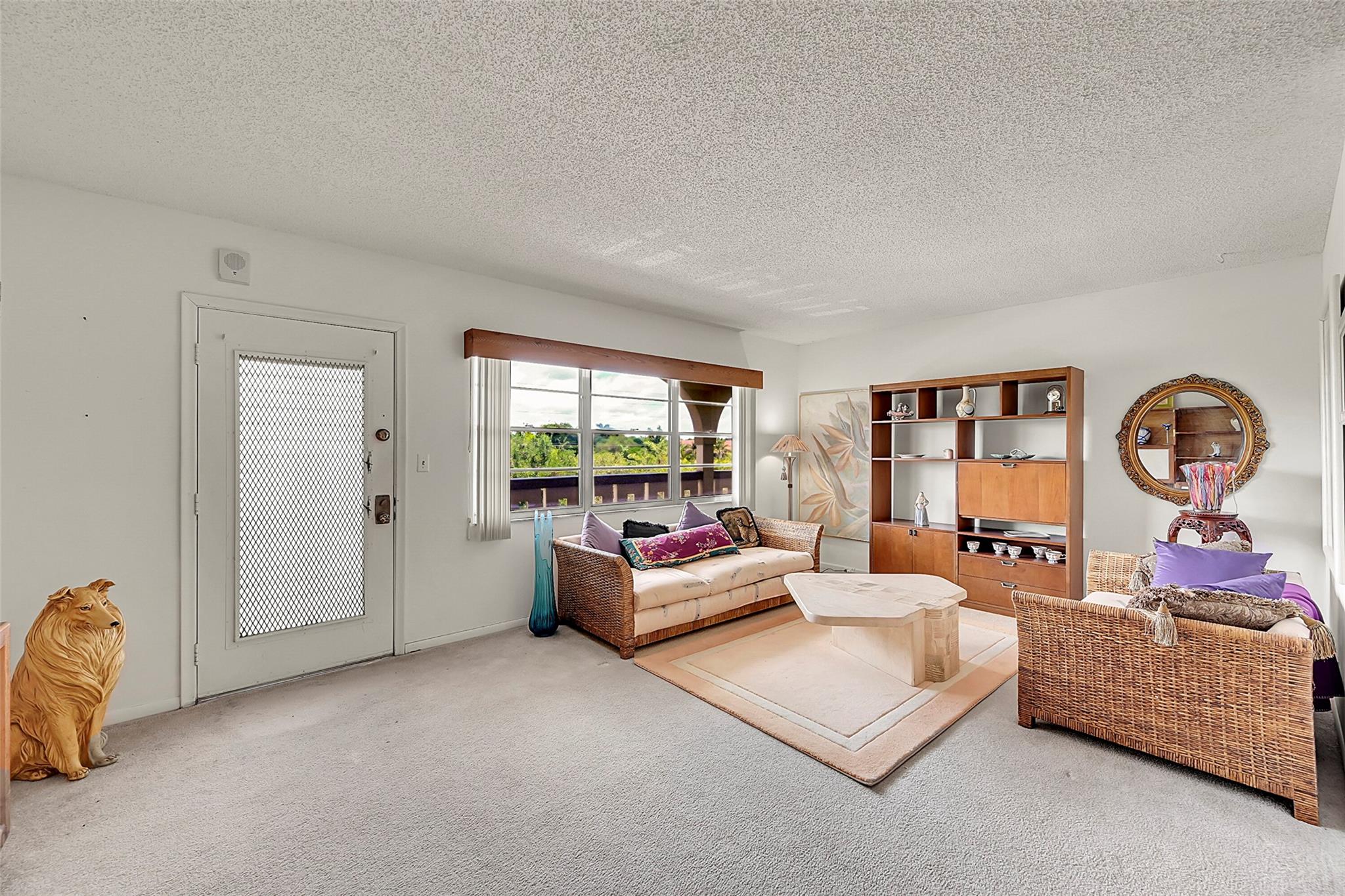2404 Antigua Cir F4
