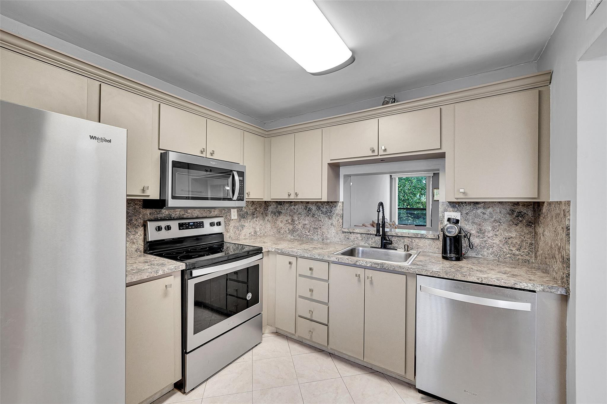 7750 W Mcnab Rd 308