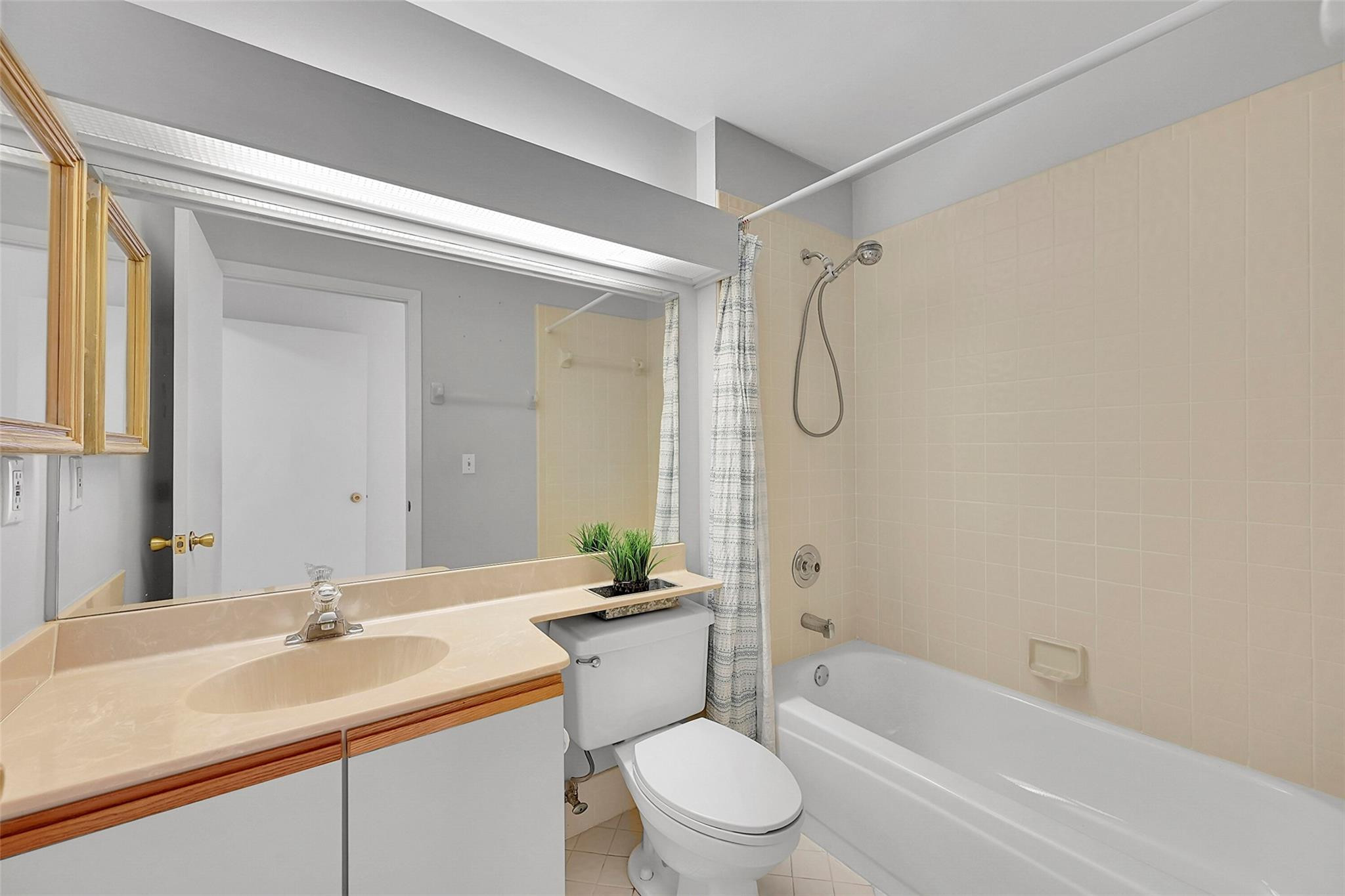 4861 NW 22nd St 4175