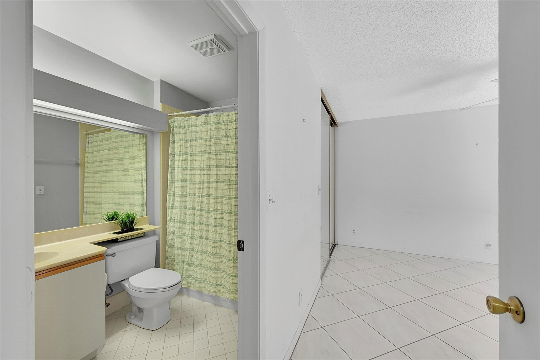 4861 NW 22nd St 4175