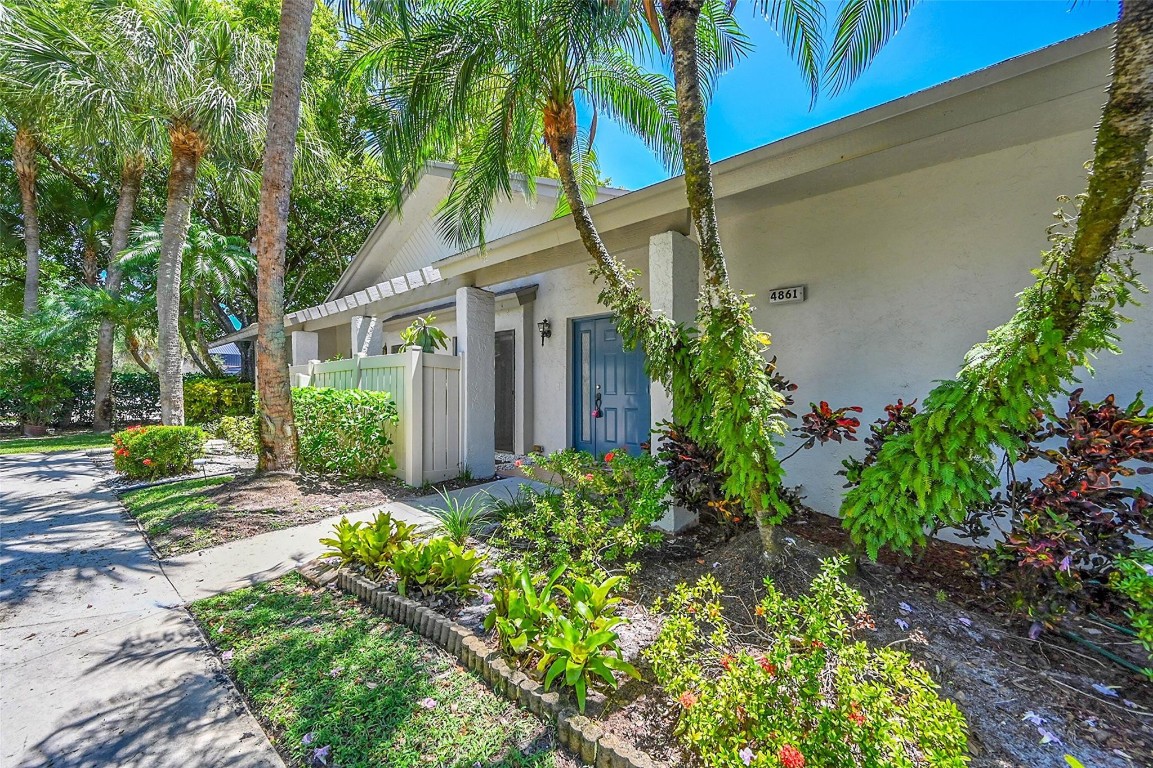 4861 NW 22nd St 4175