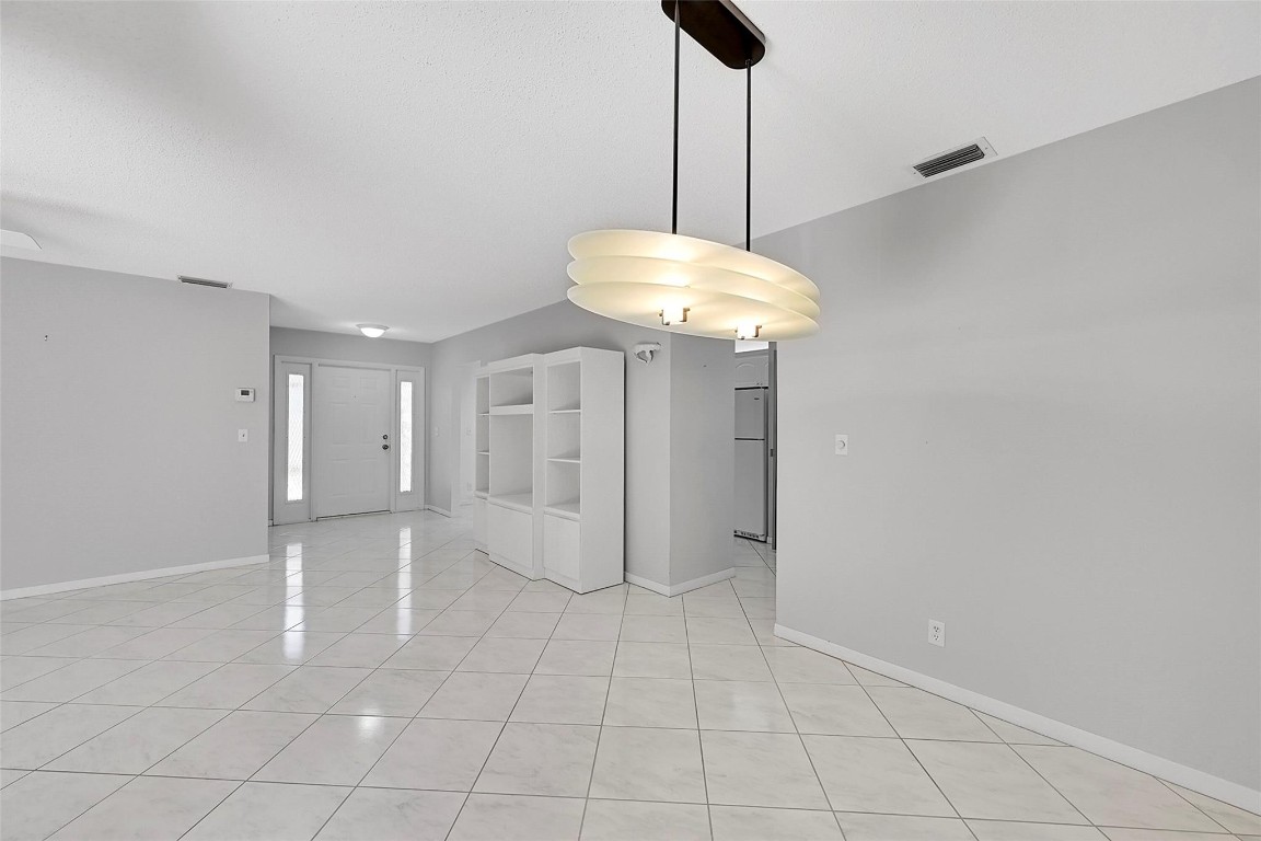 4861 NW 22nd St 4175