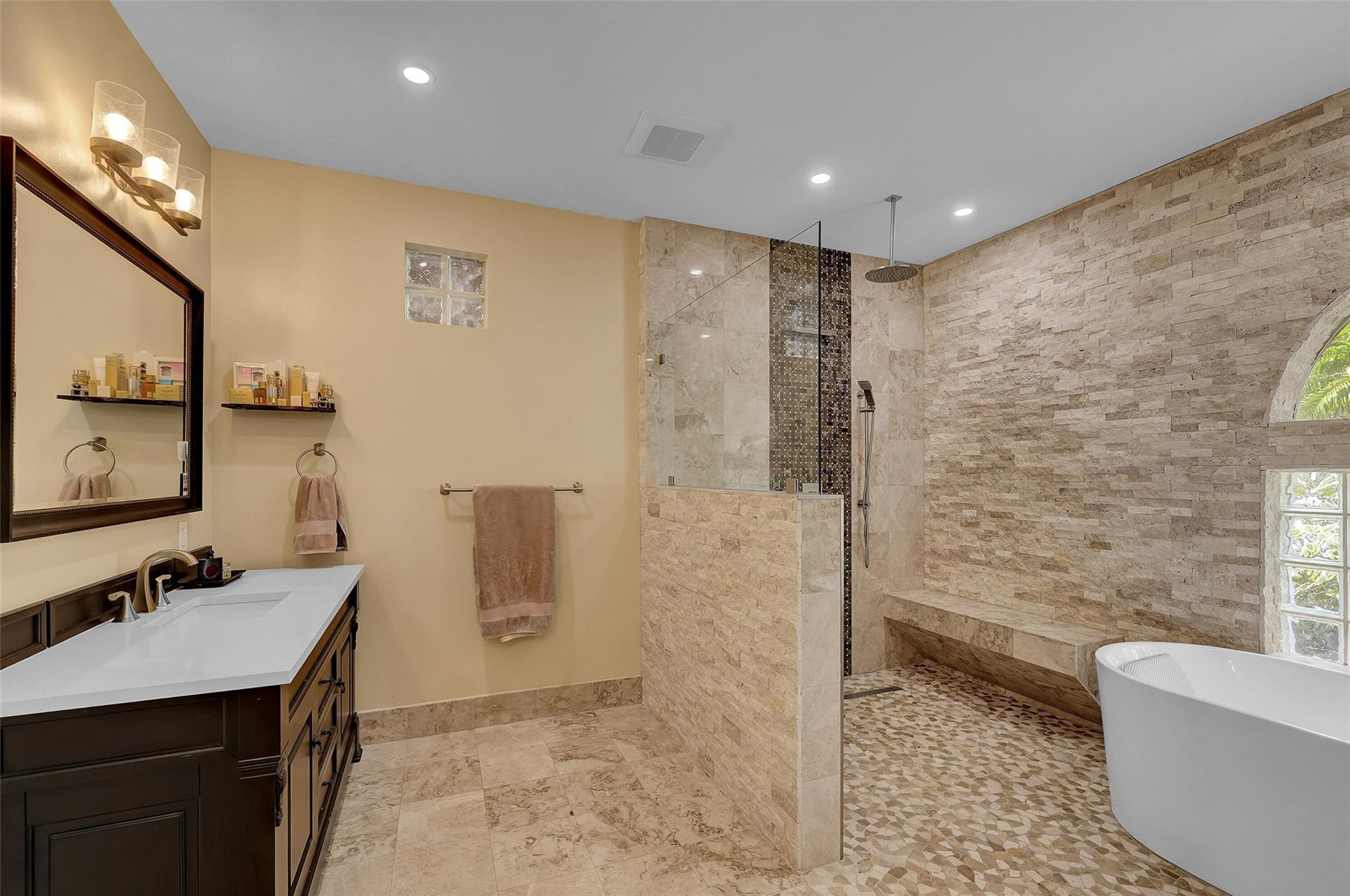 4995 NW 110th Ter