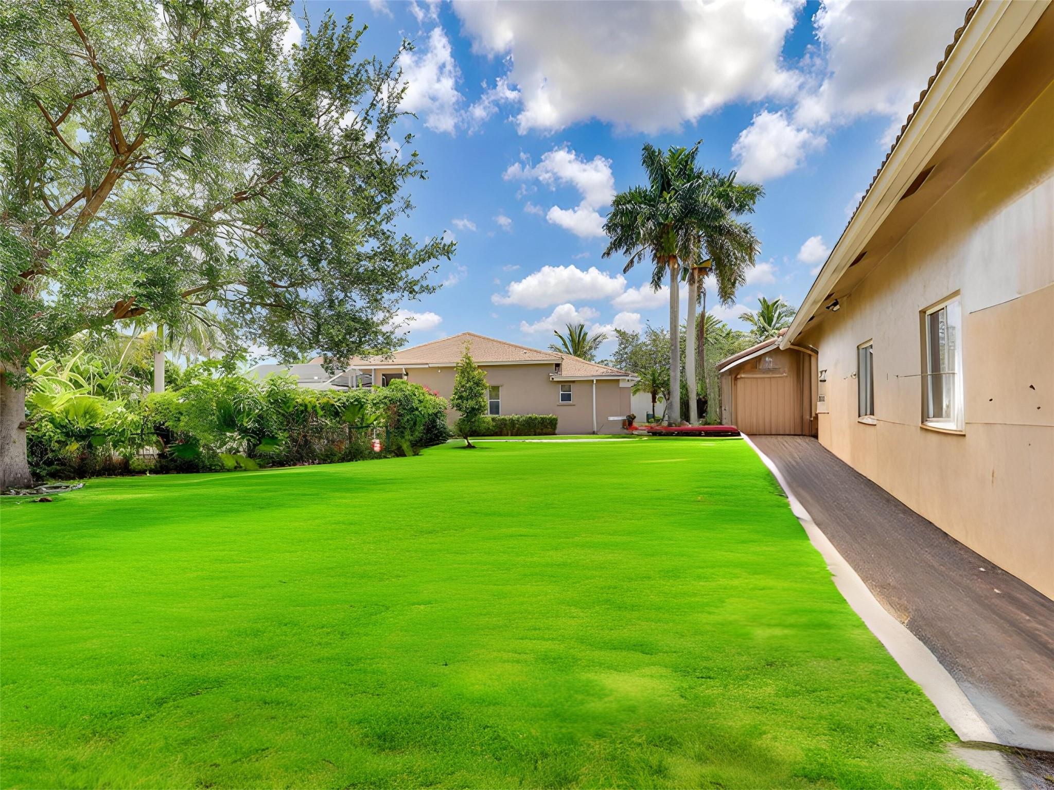 4995 NW 110th Ter