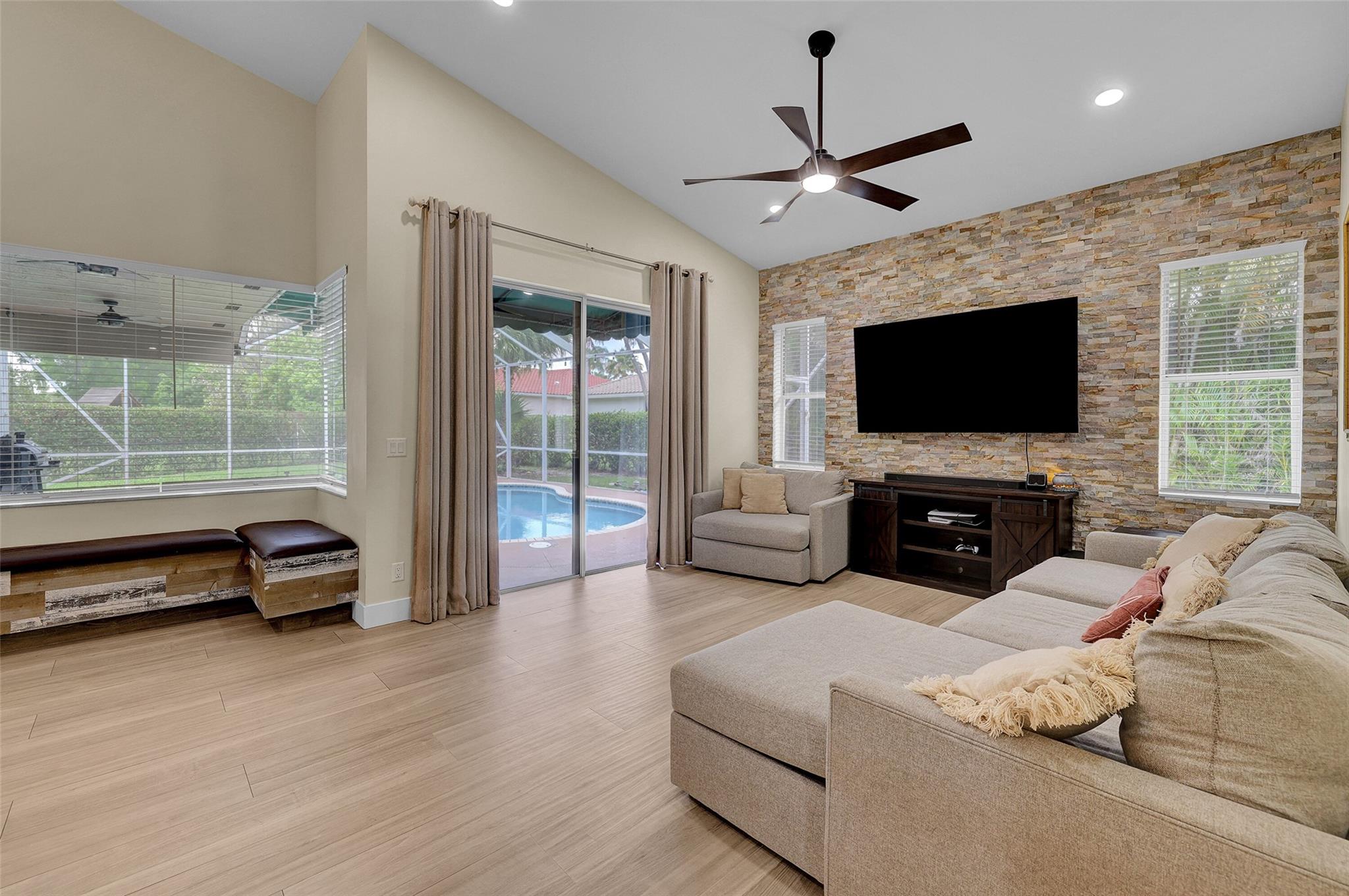 4995 NW 110th Ter