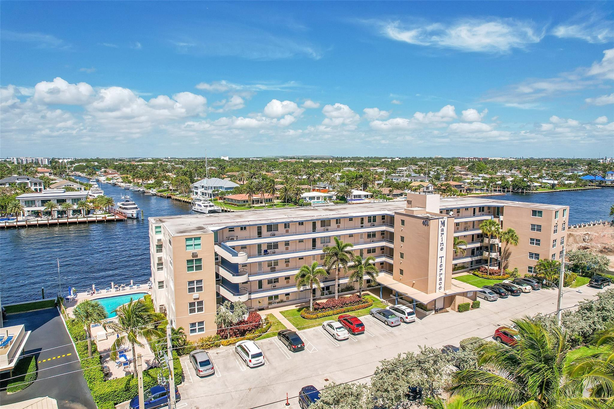 401 N Riverside Dr 108